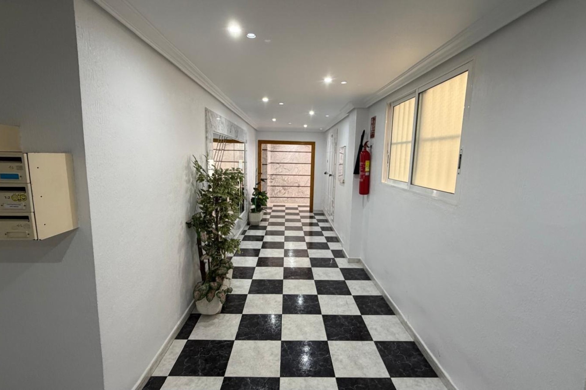 Sprzedaż - Apartament / Mieszkanie -
Torrevieja - Playa del Cura