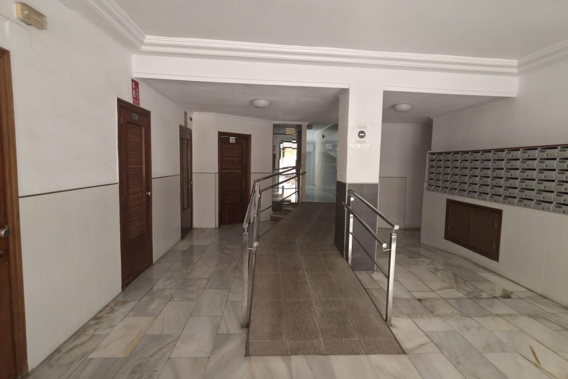 Sprzedaż - Apartament / Mieszkanie -
Torrevieja - Playa del Cura