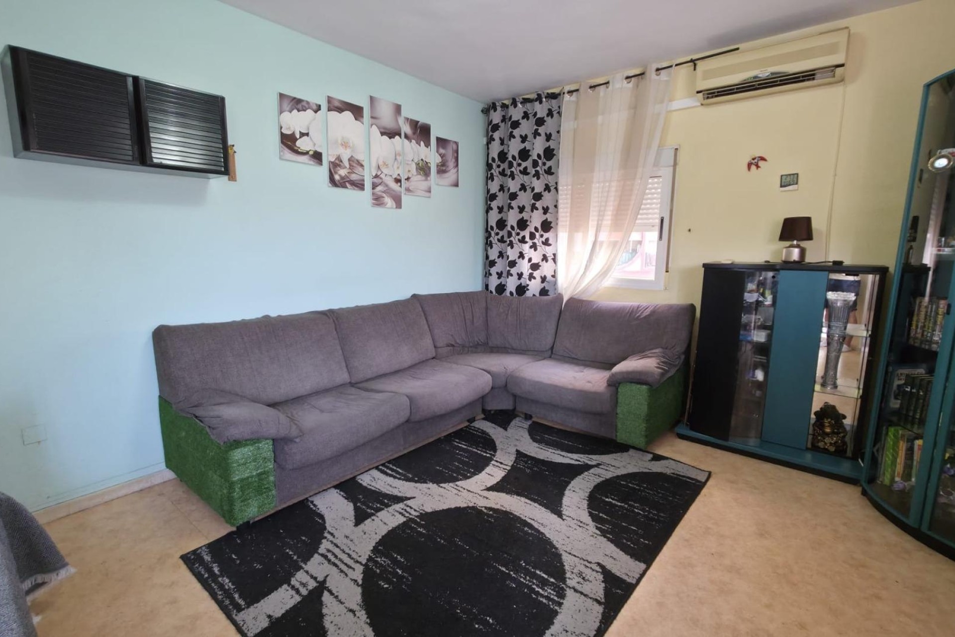 Sprzedaż - Apartament / Mieszkanie -
Torrevieja - Playa del Cura