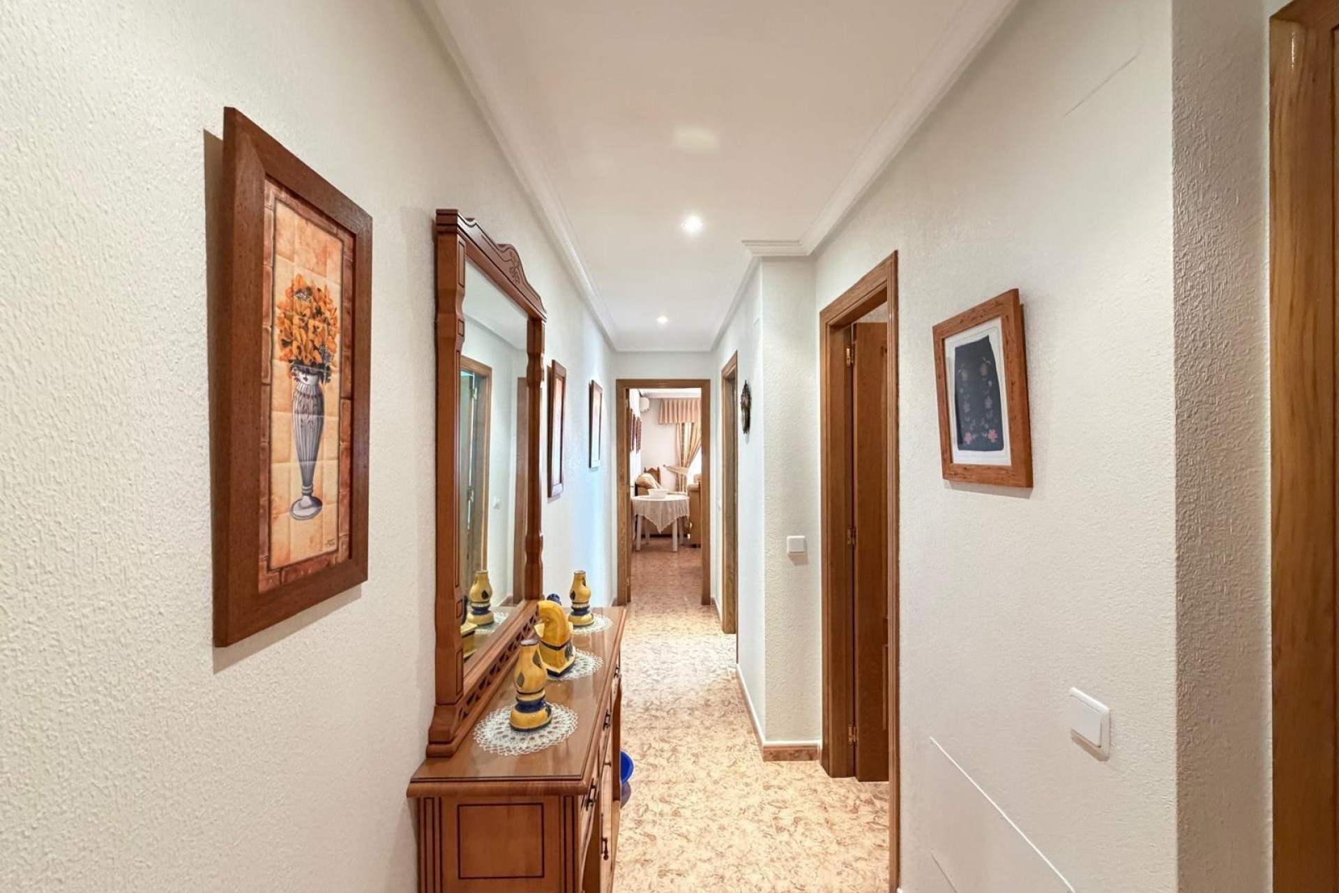 Sprzedaż - Apartament / Mieszkanie -
Torrevieja - Playa del Cura