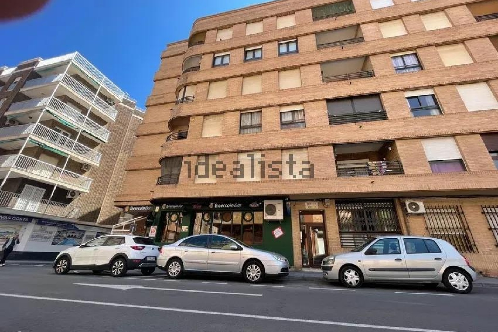 Sprzedaż - Apartament / Mieszkanie -
Torrevieja - Playa del Cura