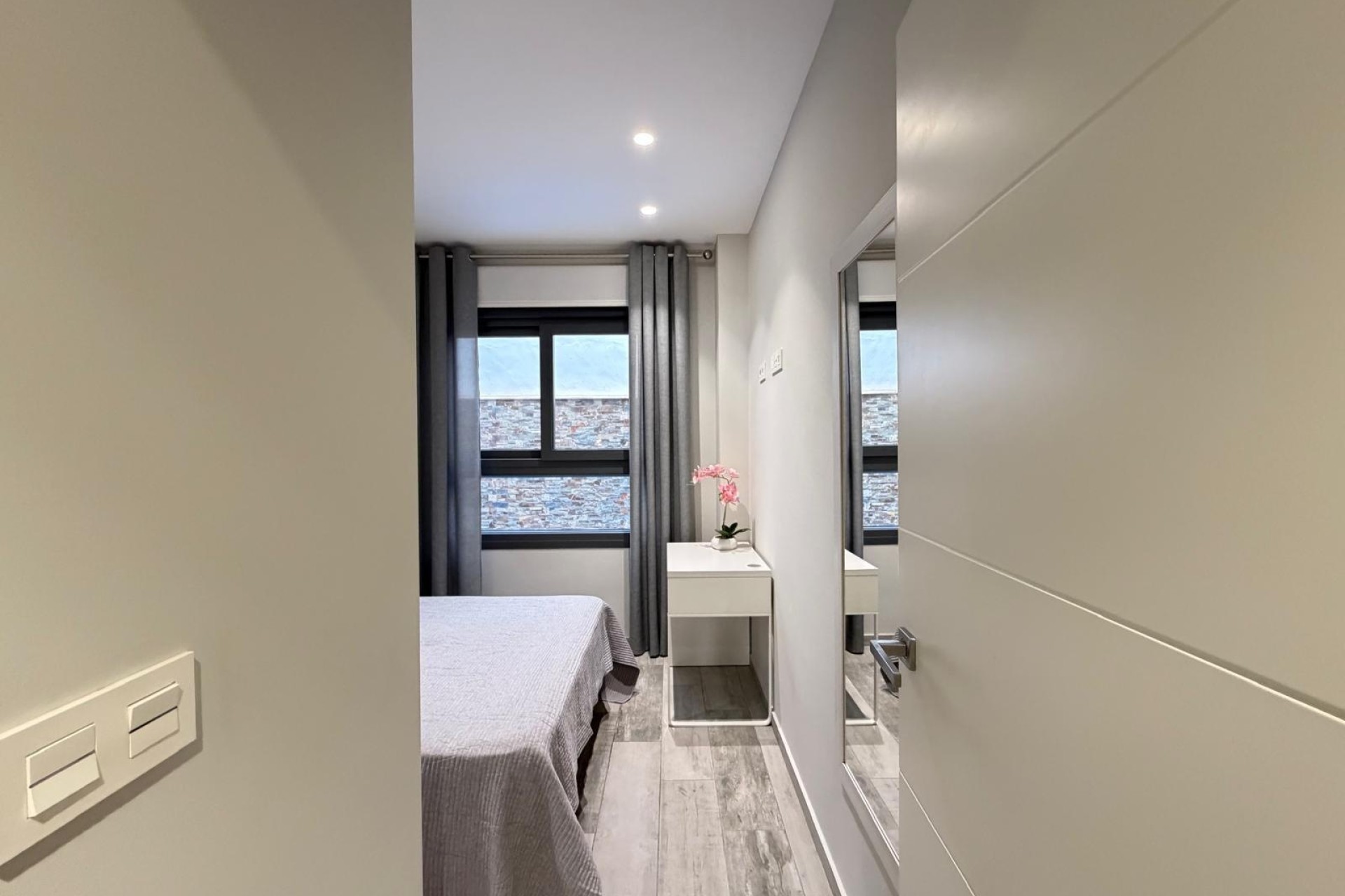 Sprzedaż - Apartament / Mieszkanie -
Torrevieja - Playa del Cura