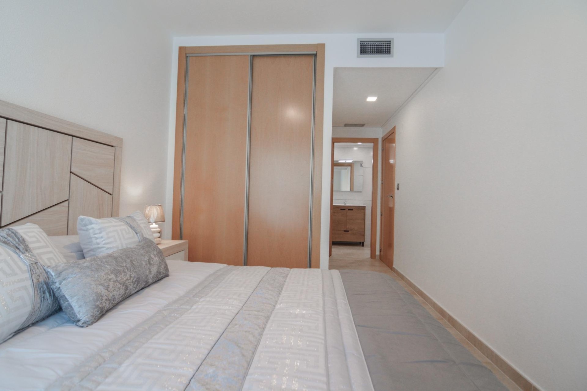 Sprzedaż - Apartament / Mieszkanie -
Torrevieja - Playa del Cura