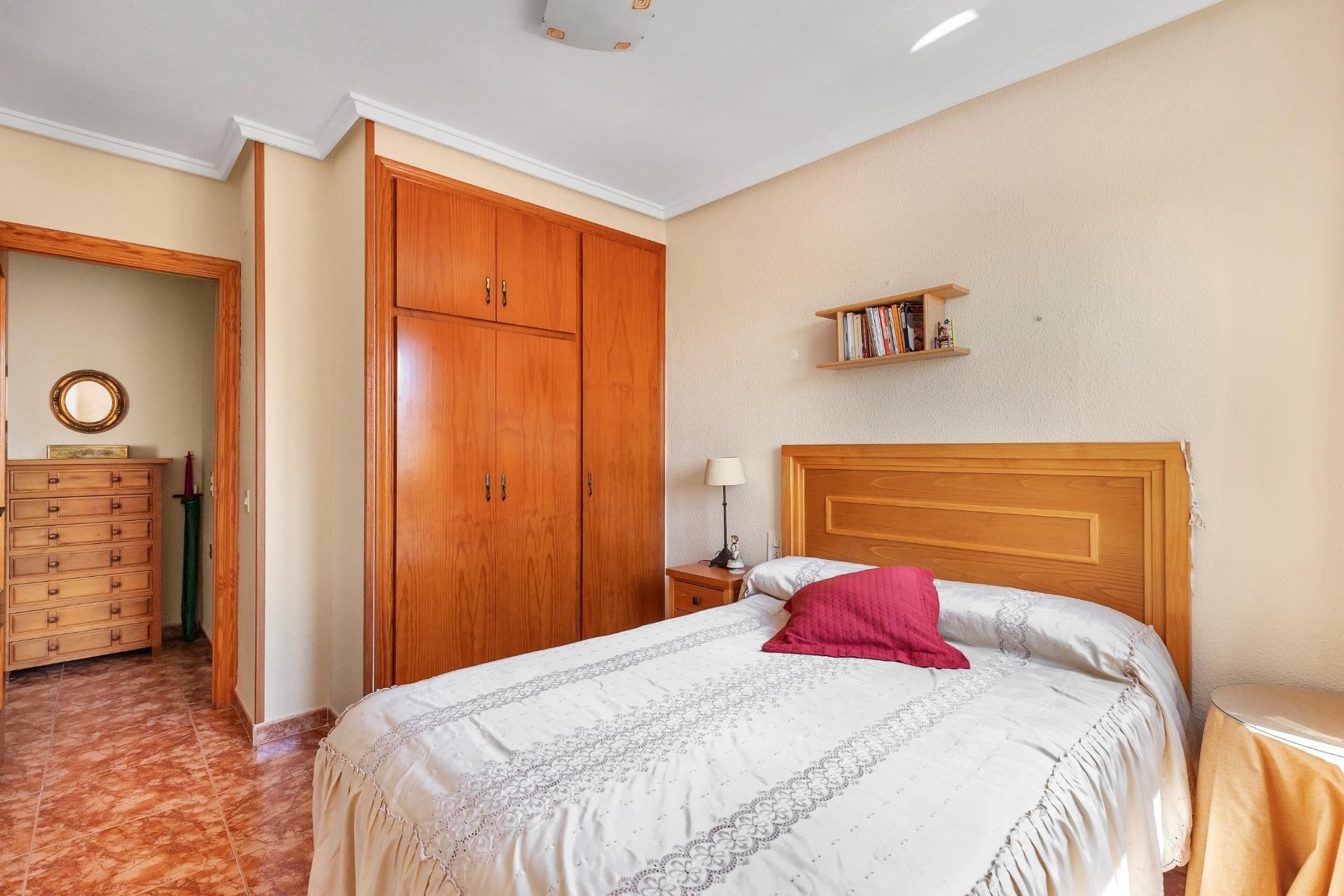 Sprzedaż - Apartament / Mieszkanie -
Torrevieja - Playa del Cura