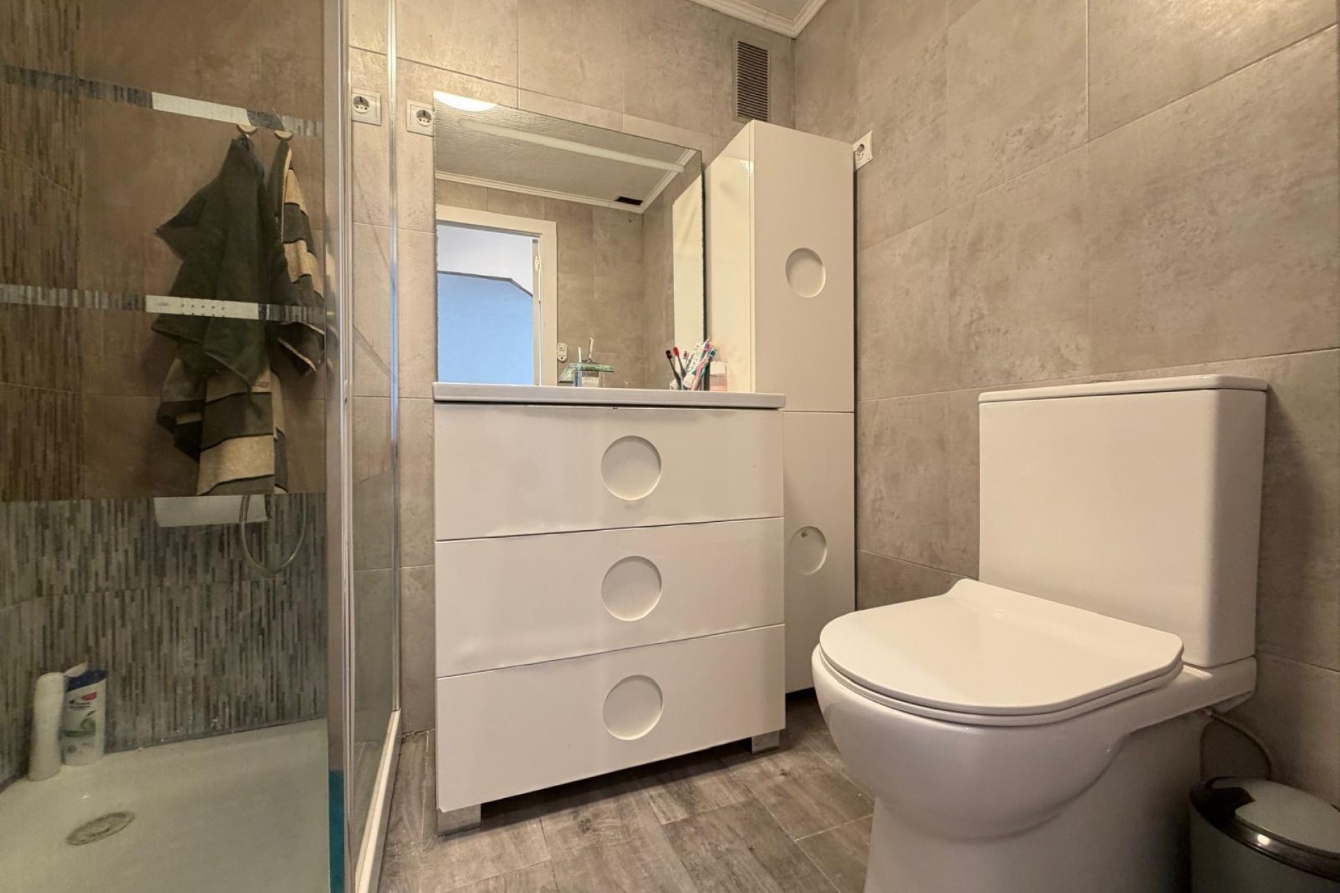 Sprzedaż - Apartament / Mieszkanie -
Torrevieja - Playa del Cura