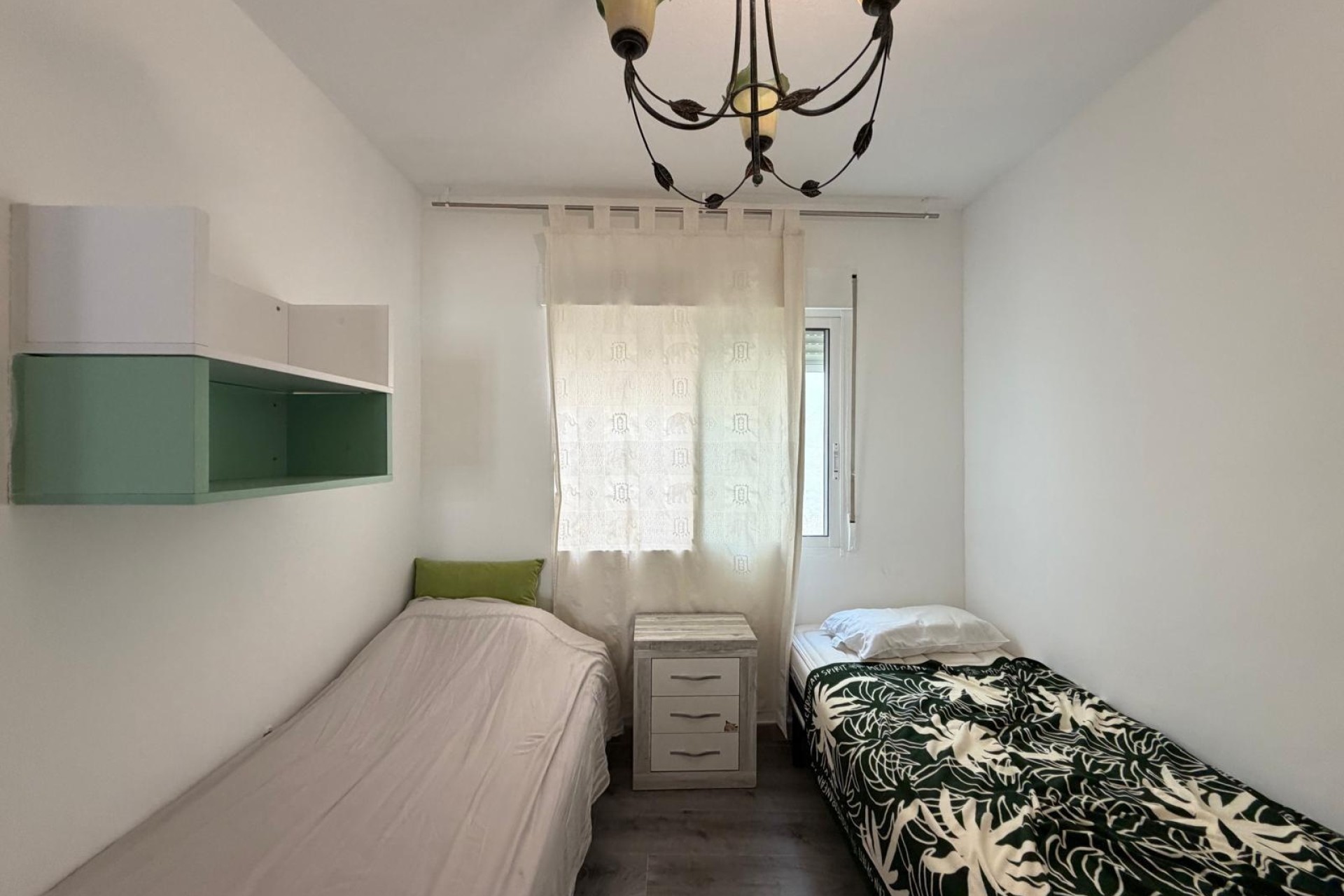 Sprzedaż - Apartament / Mieszkanie -
Torrevieja - Playa del Cura