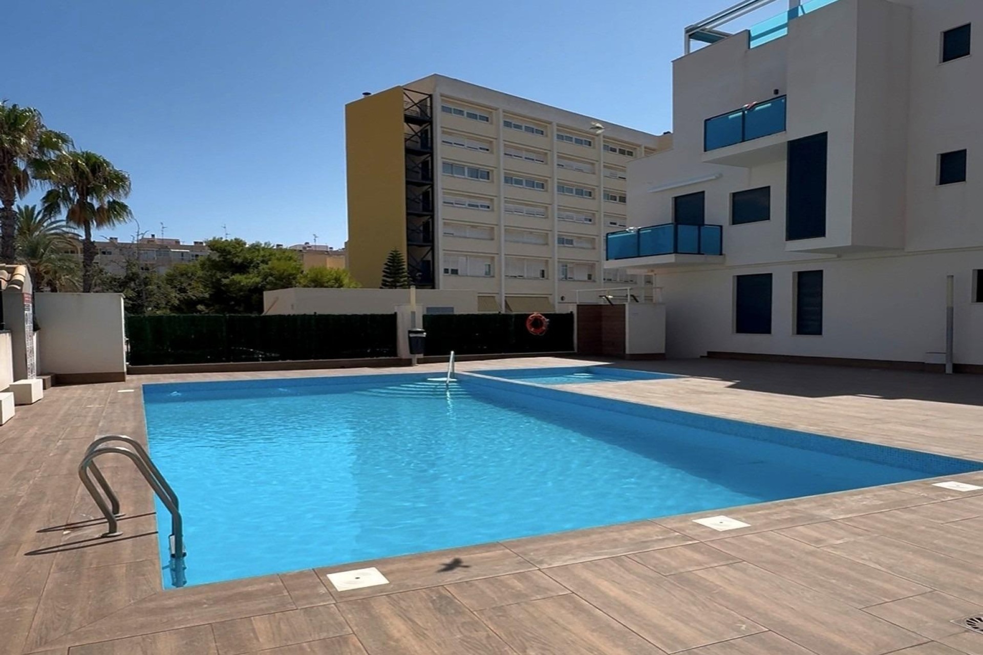 Sprzedaż - Apartament / Mieszkanie -
Torrevieja - Playa del Cura