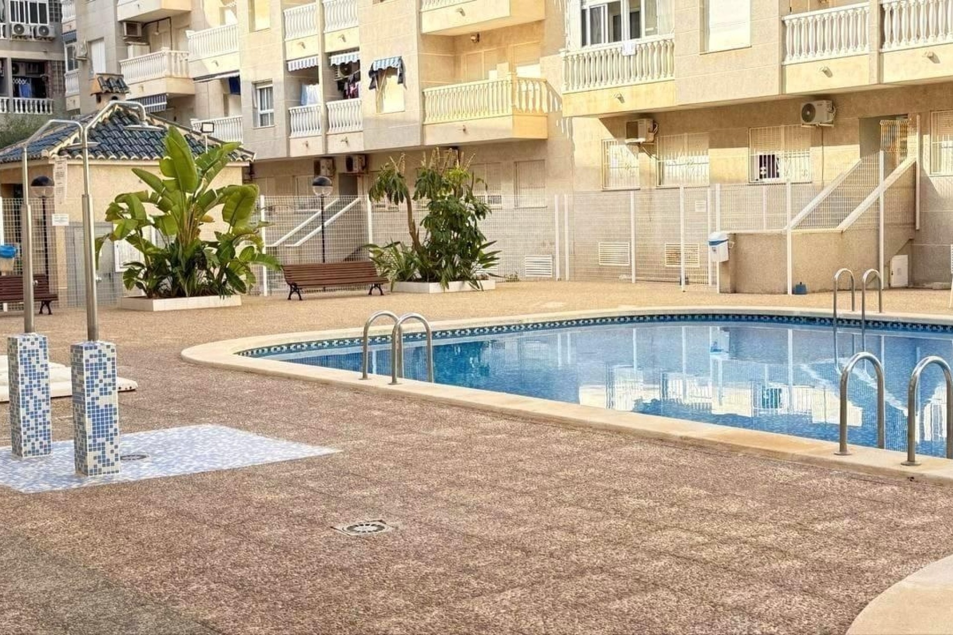 Sprzedaż - Apartament / Mieszkanie -
Torrevieja - Playa del Cura