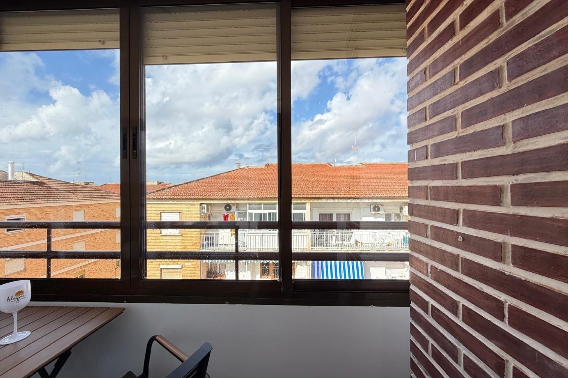 Sprzedaż - Apartament / Mieszkanie -
Torrevieja - Playa del Cura