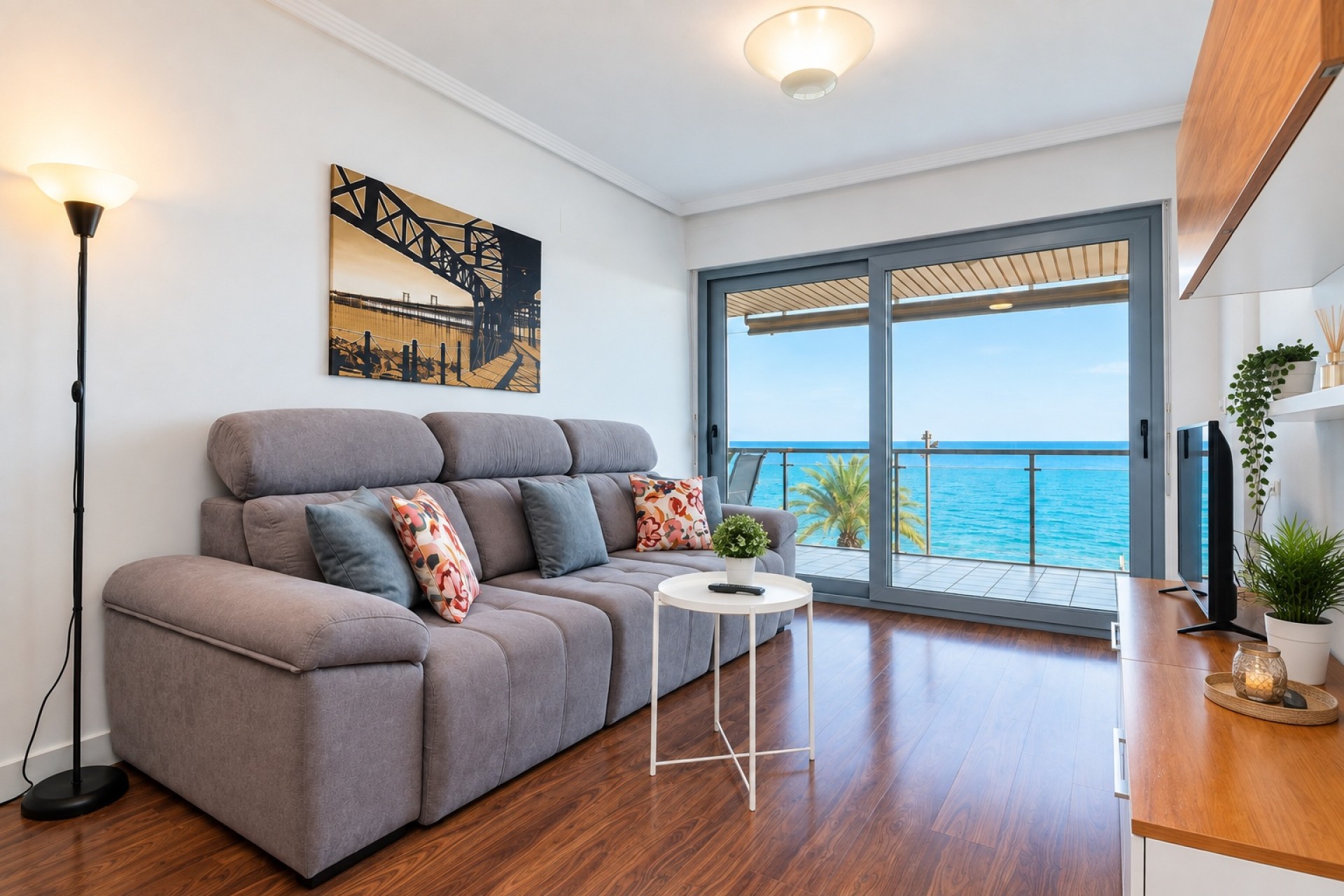 Sprzedaż - Apartament / Mieszkanie -
Torrevieja - Playa del Cura