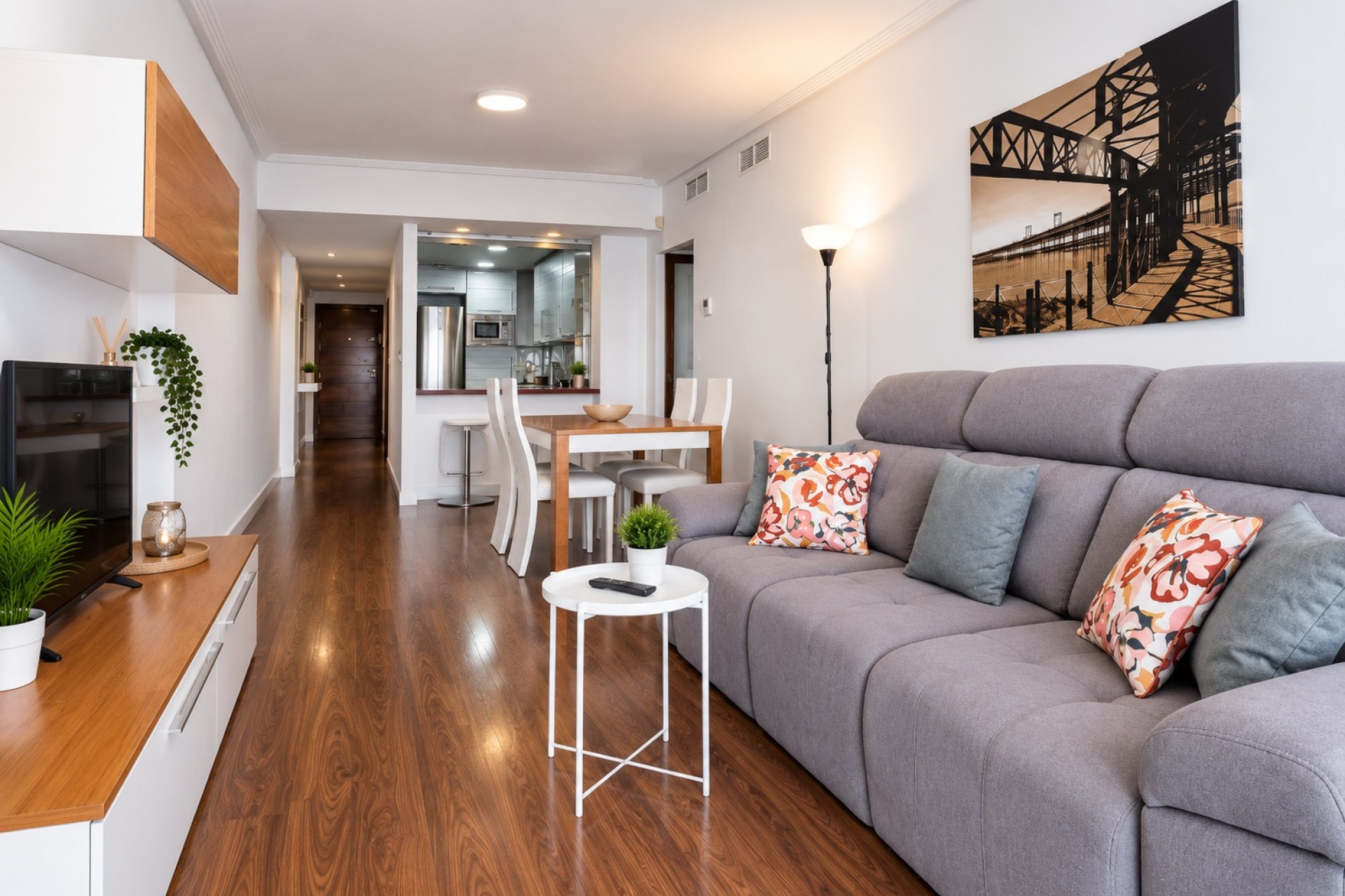 Sprzedaż - Apartament / Mieszkanie -
Torrevieja - Playa del Cura