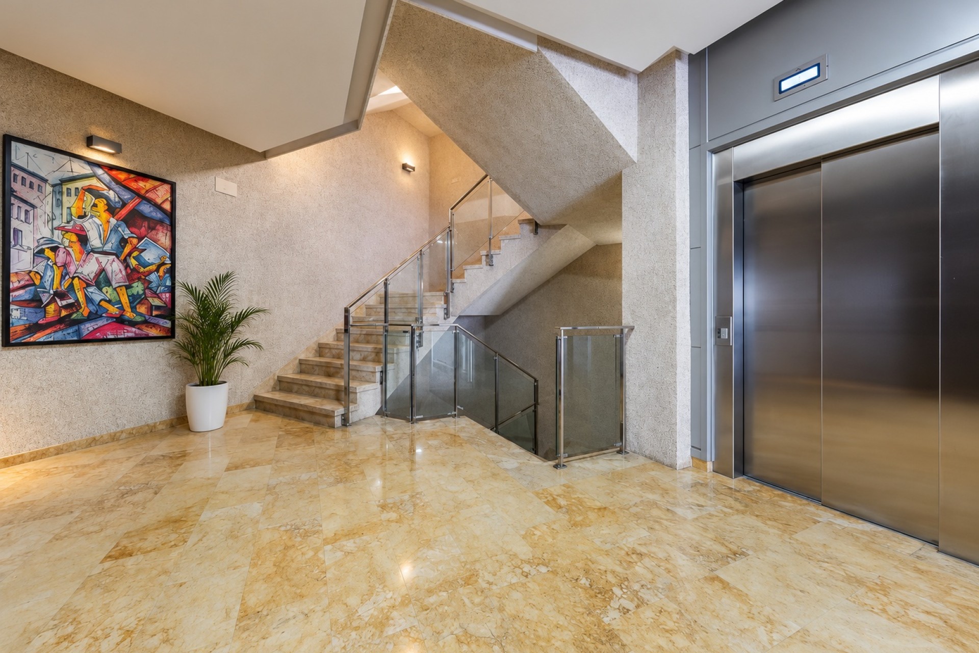 Sprzedaż - Apartament / Mieszkanie -
Torrevieja - Playa del Cura