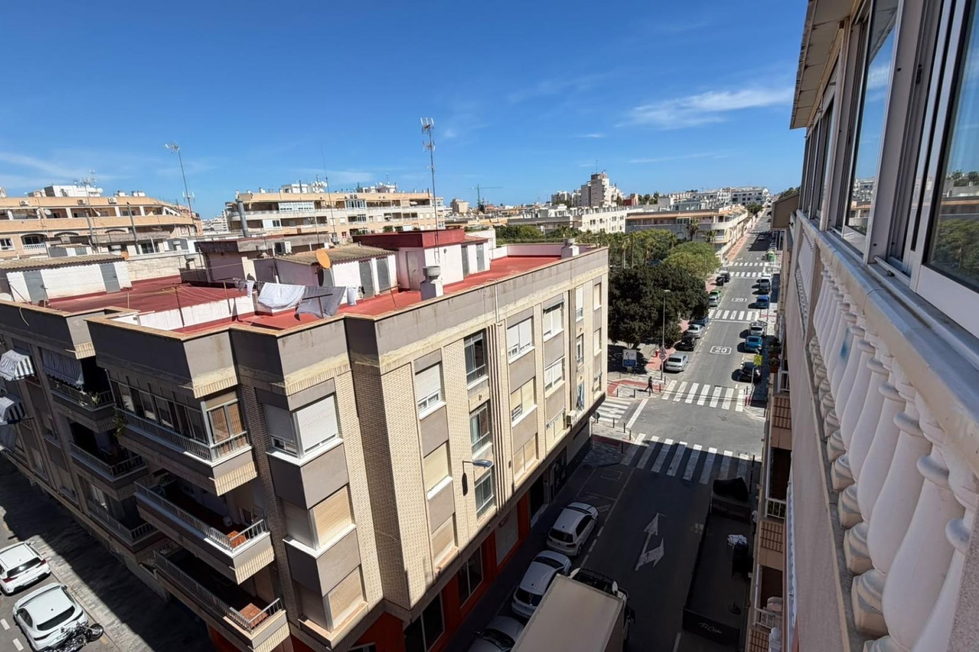Sprzedaż - Apartament / Mieszkanie -
Torrevieja - Playa del Cura
