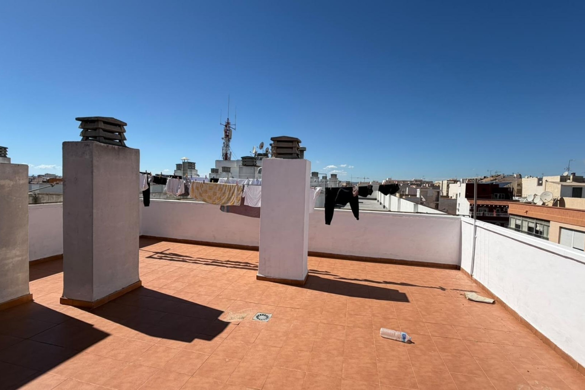 Sprzedaż - Apartament / Mieszkanie -
Torrevieja - Playa del Cura