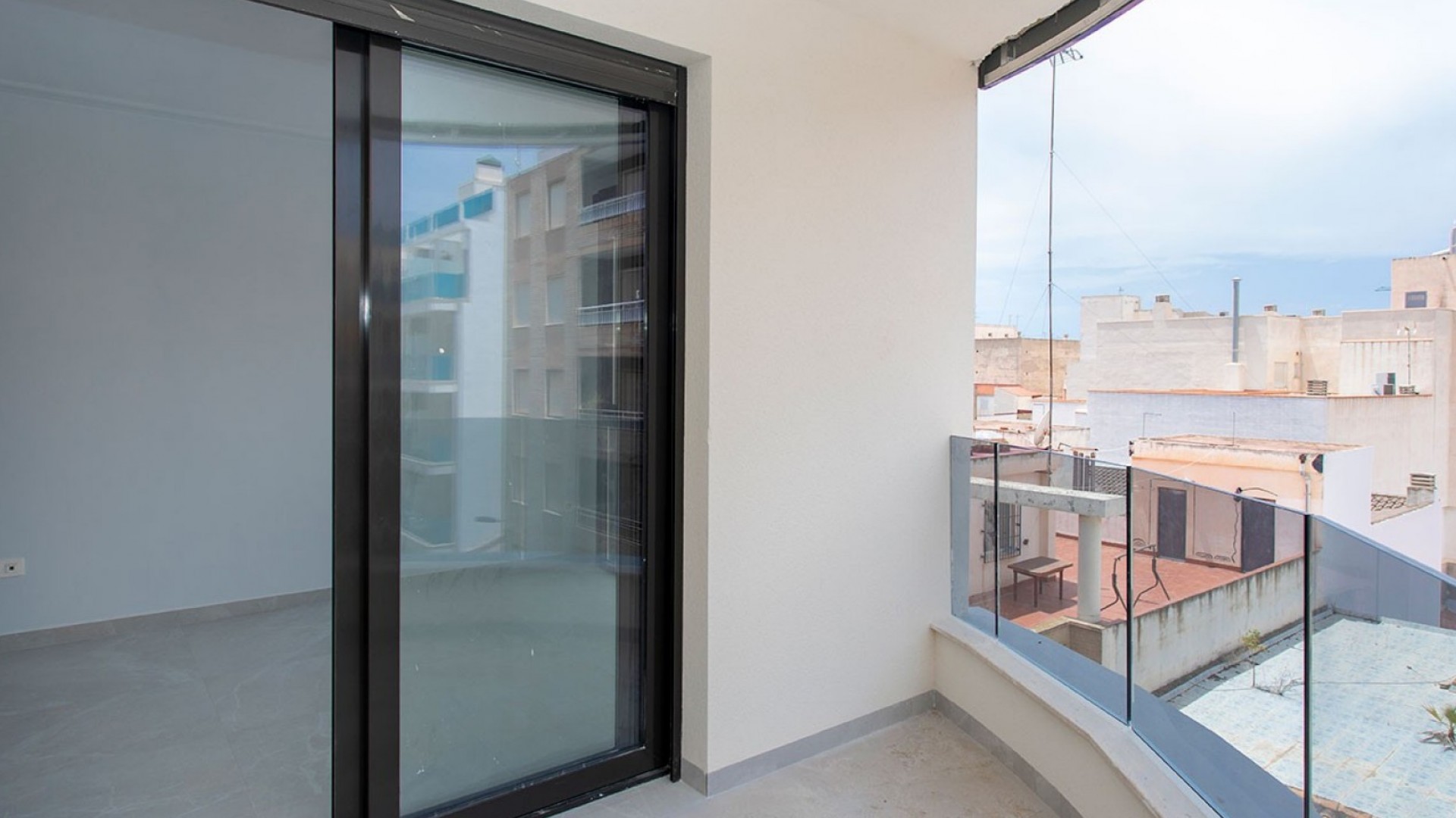Sprzedaż - Apartament mieszkanie -
Torrevieja - Playa del Cura