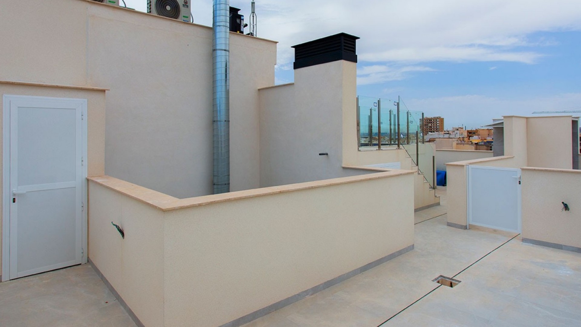 Sprzedaż - Apartament mieszkanie -
Torrevieja - Playa del Cura