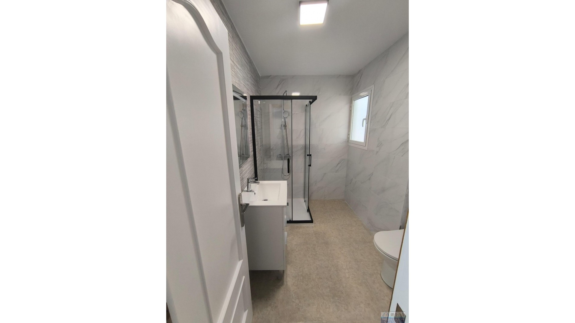 Sprzedaż - Apartament mieszkanie -
Torrevieja - Playa del Cura