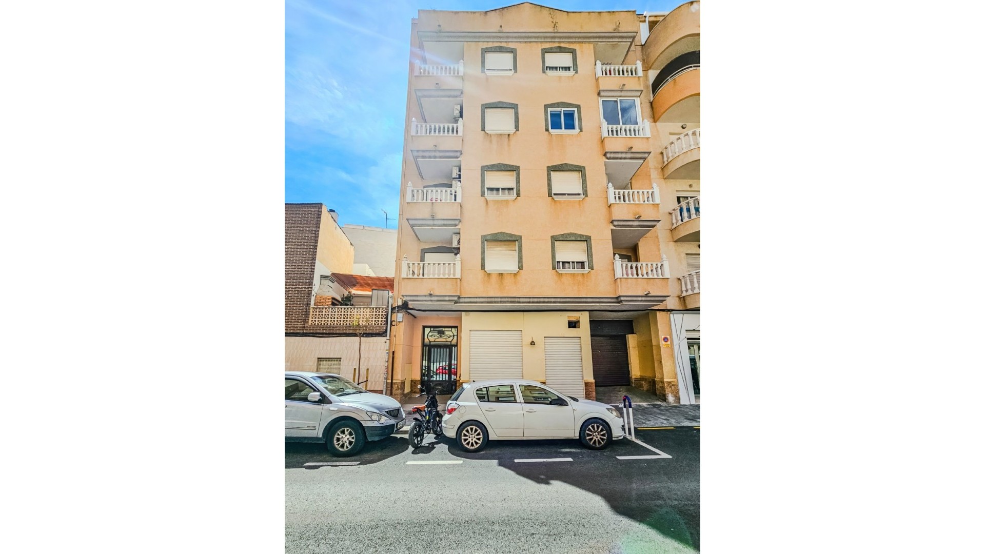 Sprzedaż - Apartament mieszkanie -
Torrevieja - Playa del Cura