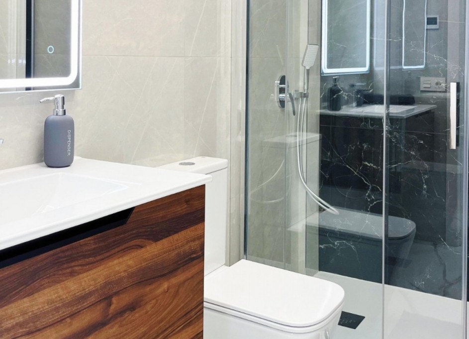 Sprzedaż - Apartament mieszkanie -
Torrevieja - Playa del Cura