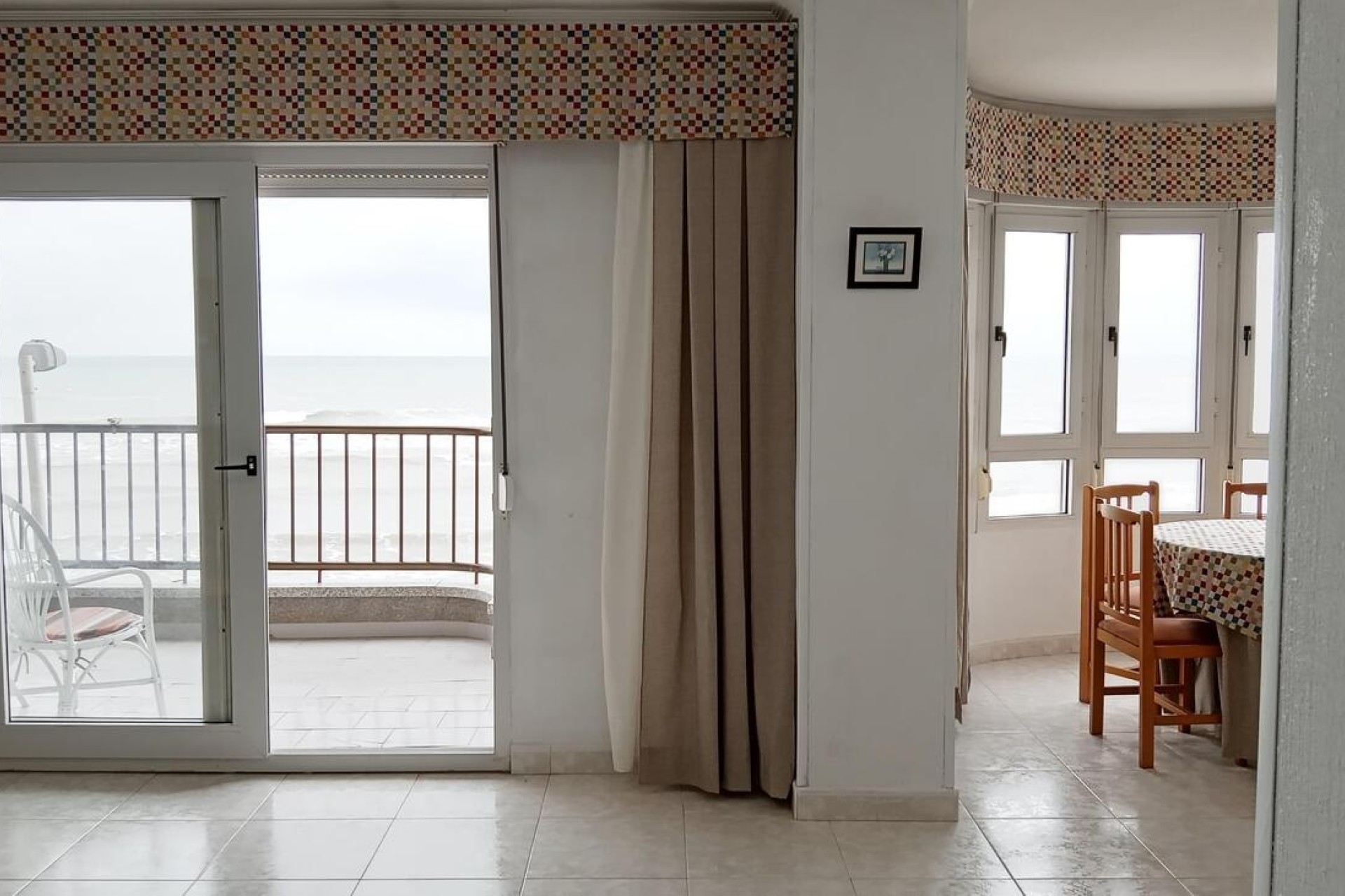 Sprzedaż - Apartament / Mieszkanie -
Torrevieja - PLAYA LOS LOCOS