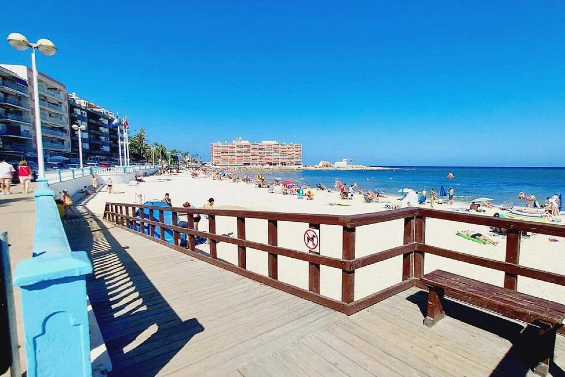 Sprzedaż - Apartament / Mieszkanie -
Torrevieja - PLAYA LOS LOCOS