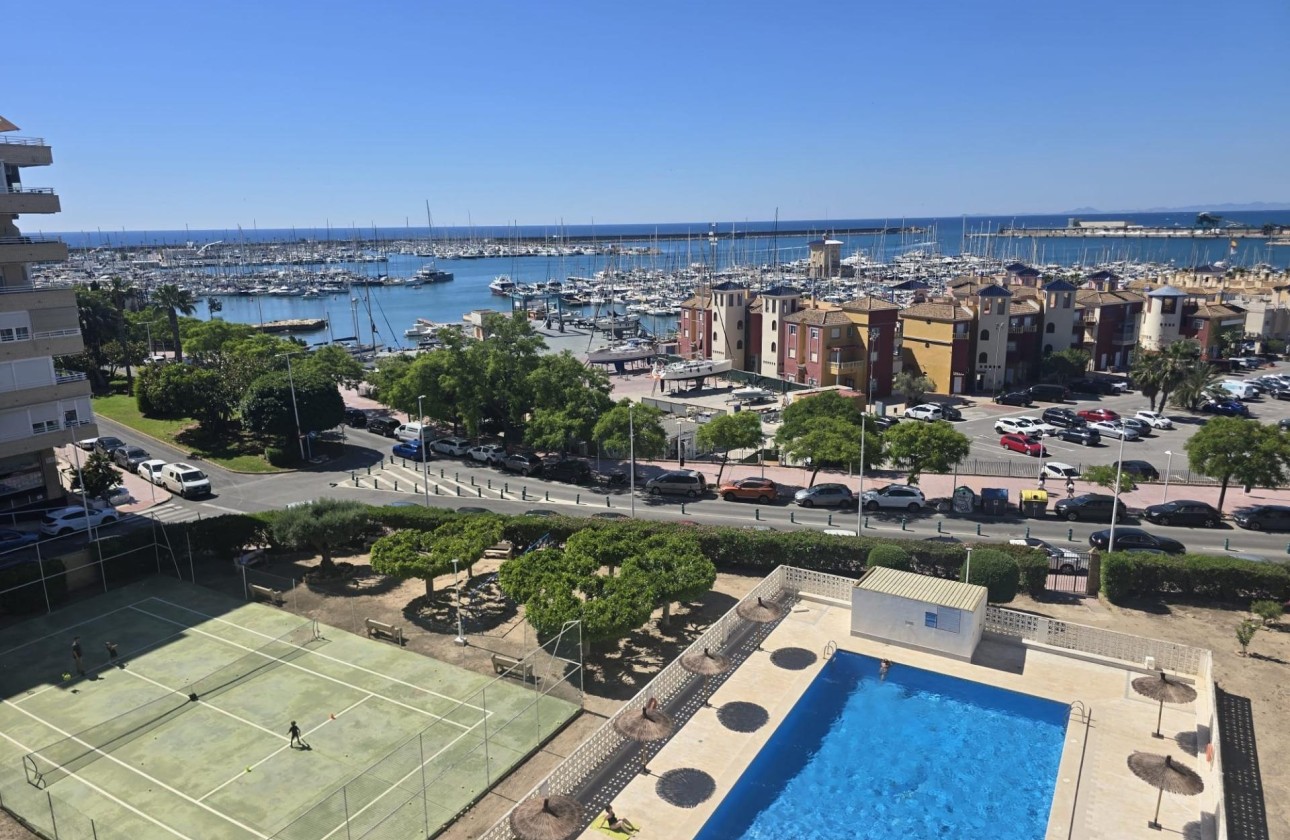 Sprzedaż - Apartament / Mieszkanie -
Torrevieja - Puerto Deportivo Marina Salinas