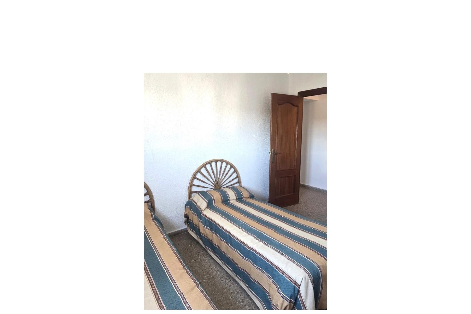 Sprzedaż - Apartament / Mieszkanie -
Torrevieja - Puerto Deportivo Marina Salinas