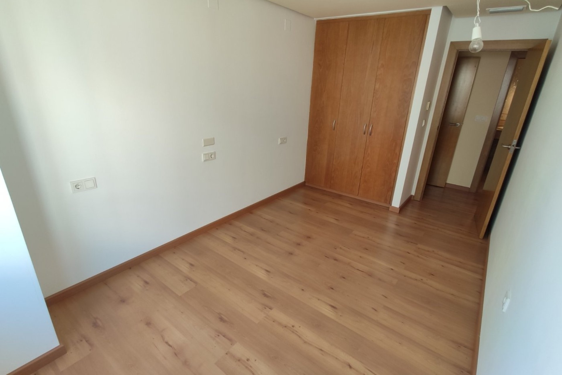 Sprzedaż - Apartament / Mieszkanie -
Torrevieja - Puerto