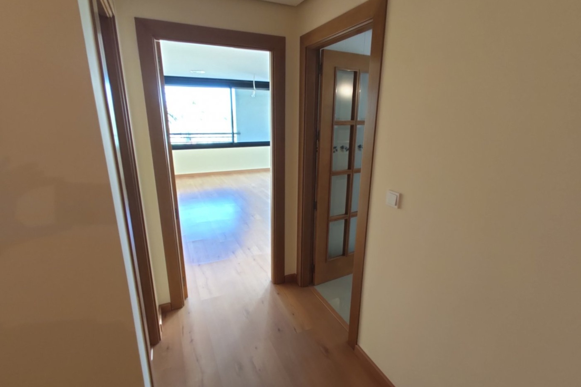 Sprzedaż - Apartament / Mieszkanie -
Torrevieja - Puerto