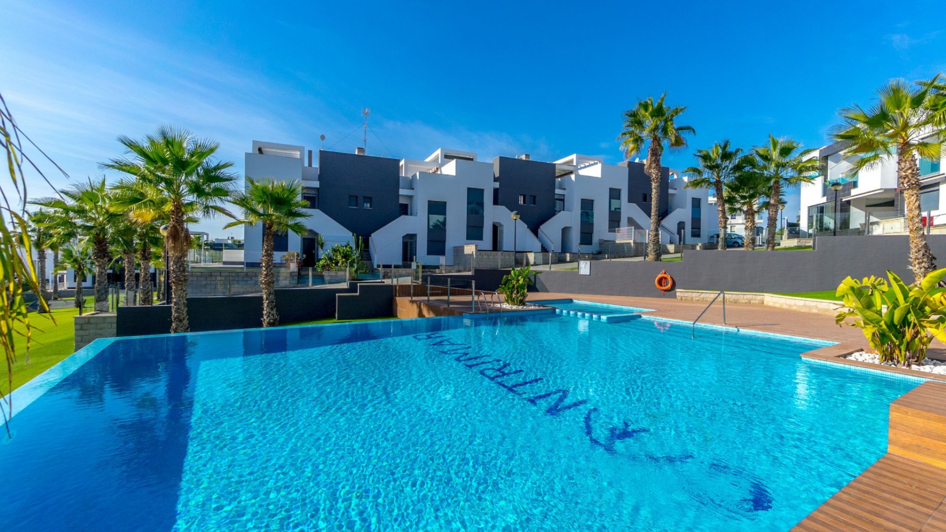 Sprzedaż - Apartament mieszkanie -
Torrevieja - Punta Prima