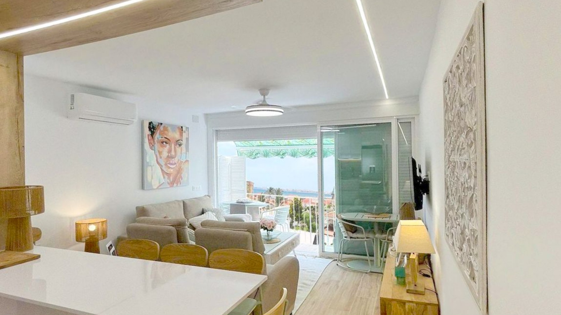 Sprzedaż - Apartament mieszkanie -
Torrevieja - Punta Prima