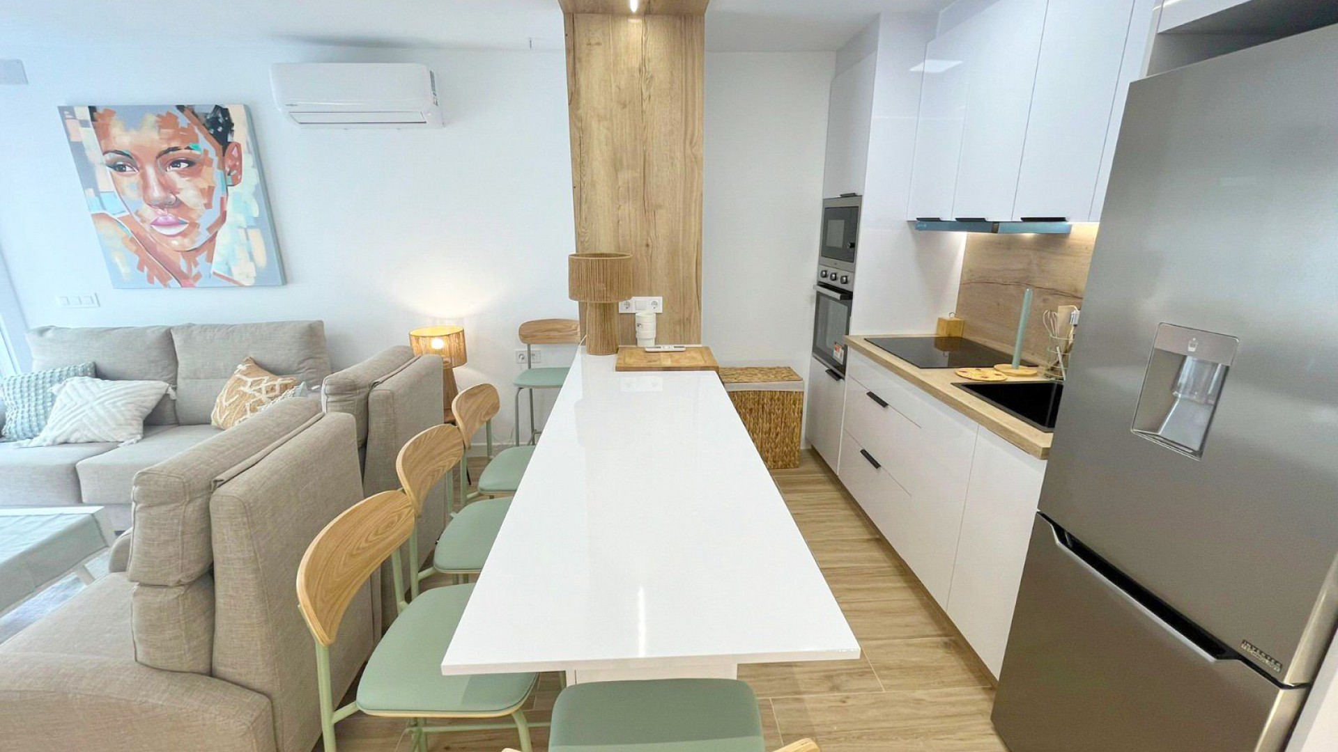 Sprzedaż - Apartament mieszkanie -
Torrevieja - Punta Prima