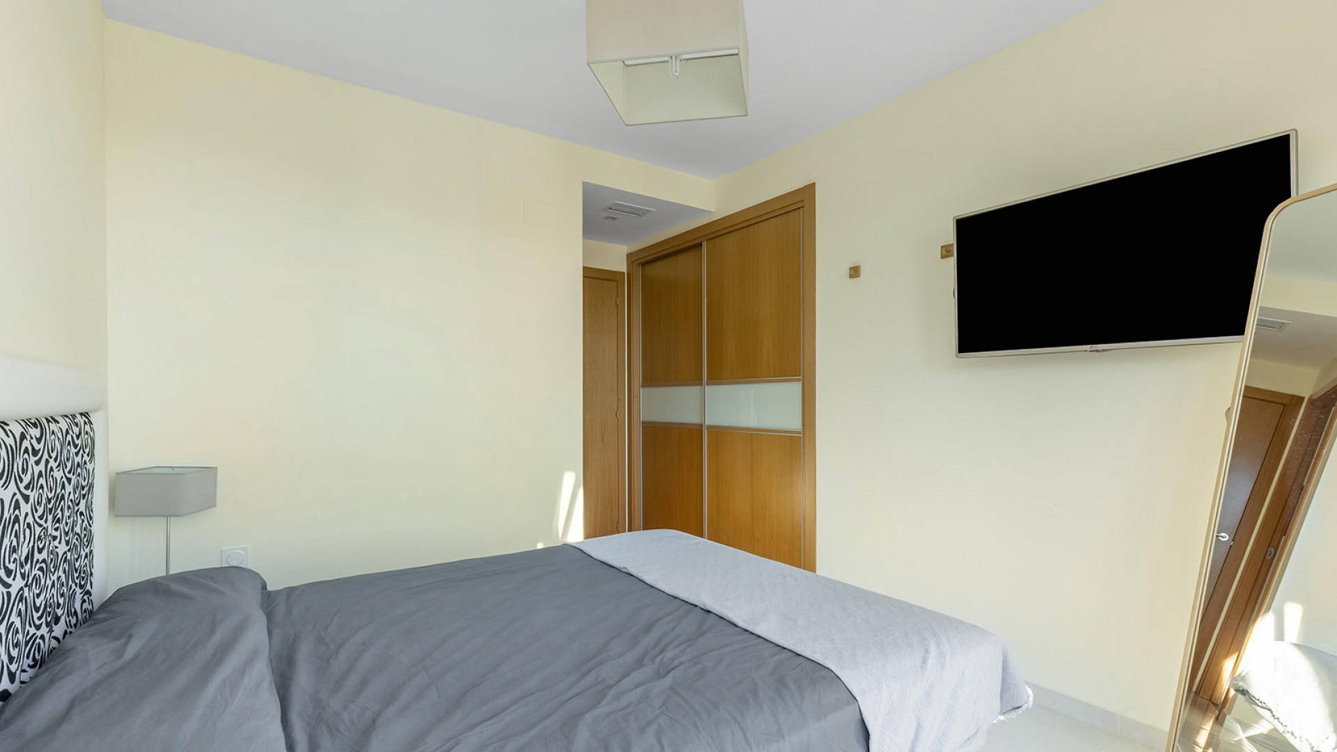 Sprzedaż - Apartament mieszkanie -
Torrevieja - Punta Prima