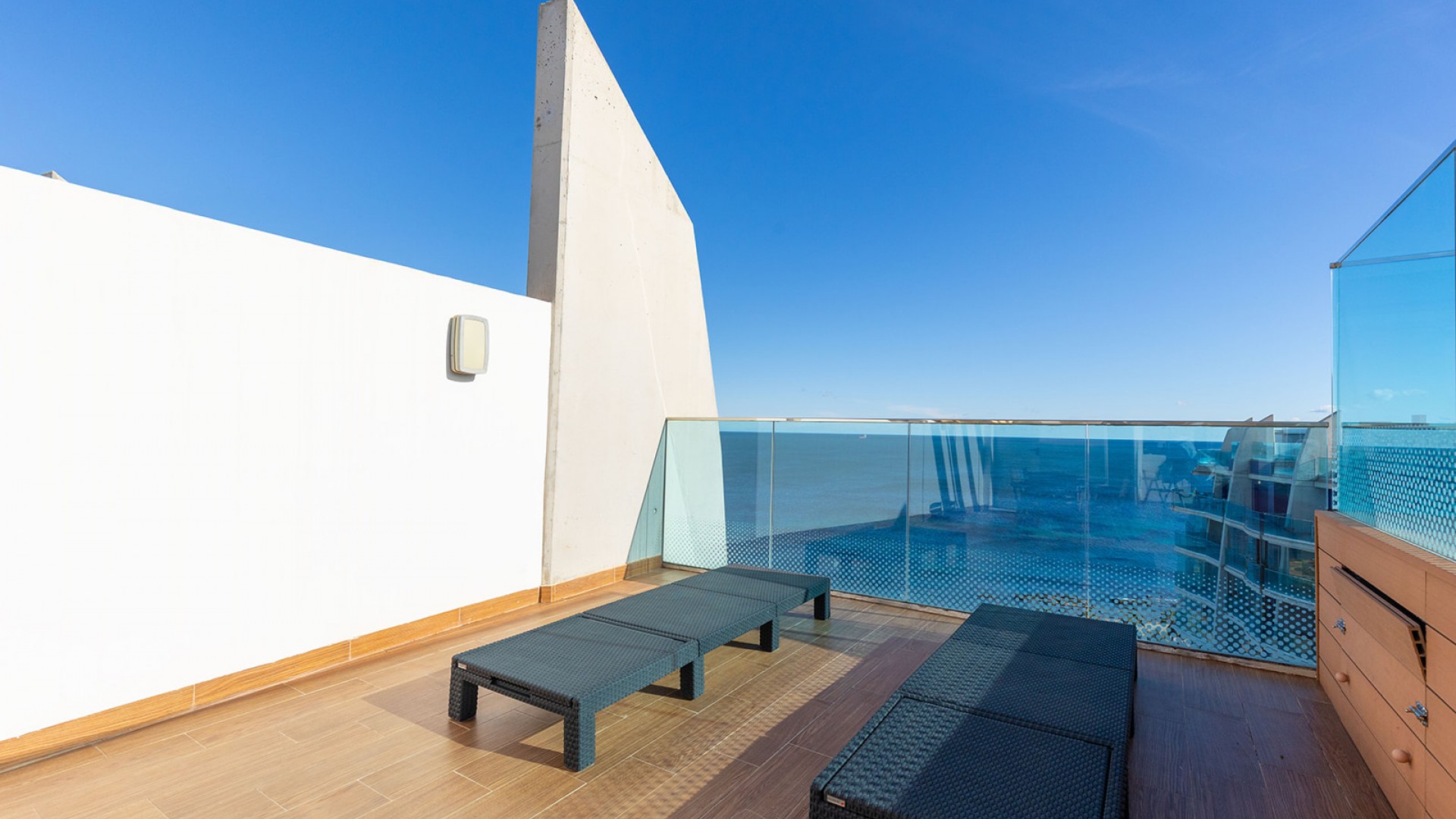 Sprzedaż - Apartament mieszkanie -
Torrevieja - Punta Prima