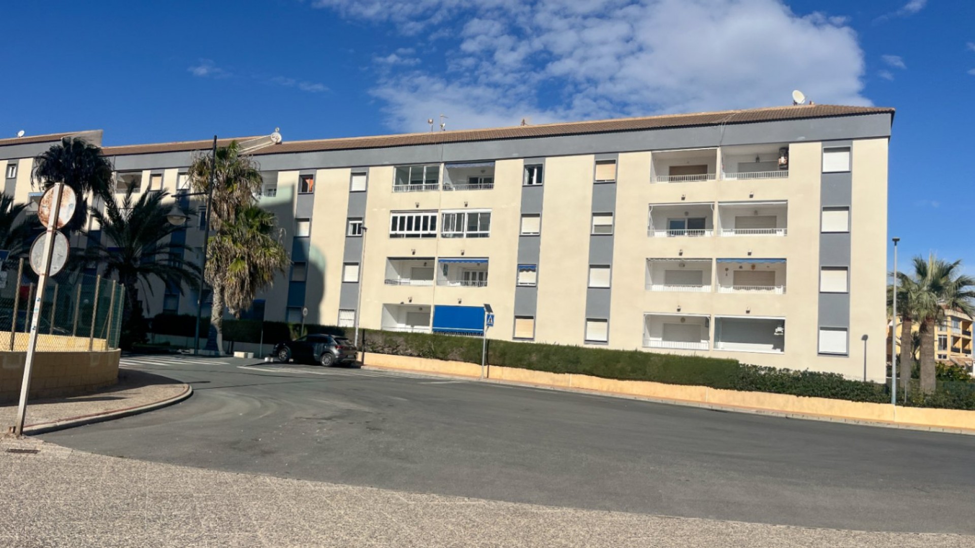 Sprzedaż - Apartament mieszkanie -
Torrevieja - Punta Prima