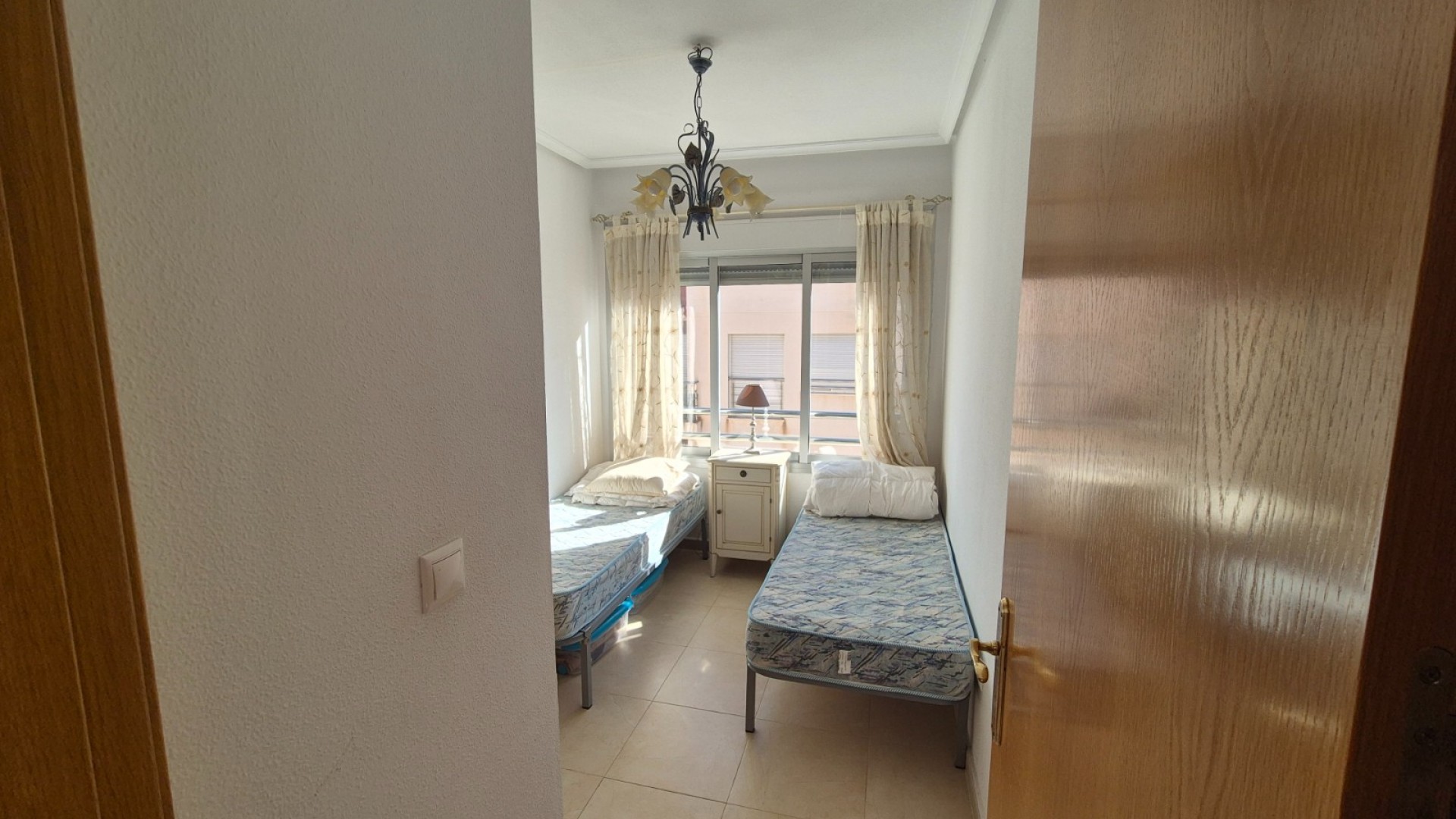 Sprzedaż - Apartament mieszkanie -
Torrevieja - Punta Prima