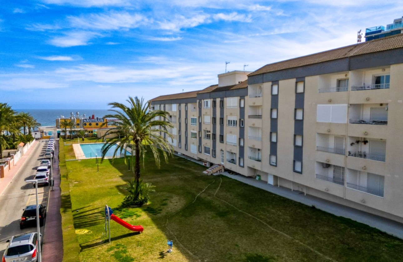 Sprzedaż - Apartament mieszkanie -
Torrevieja - Punta Prima