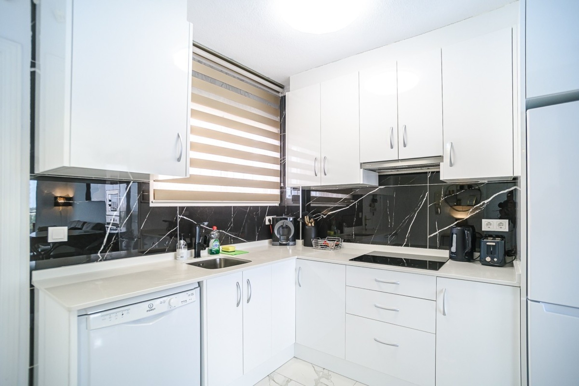 Sprzedaż - Apartament mieszkanie -
Torrevieja - Punta Prima