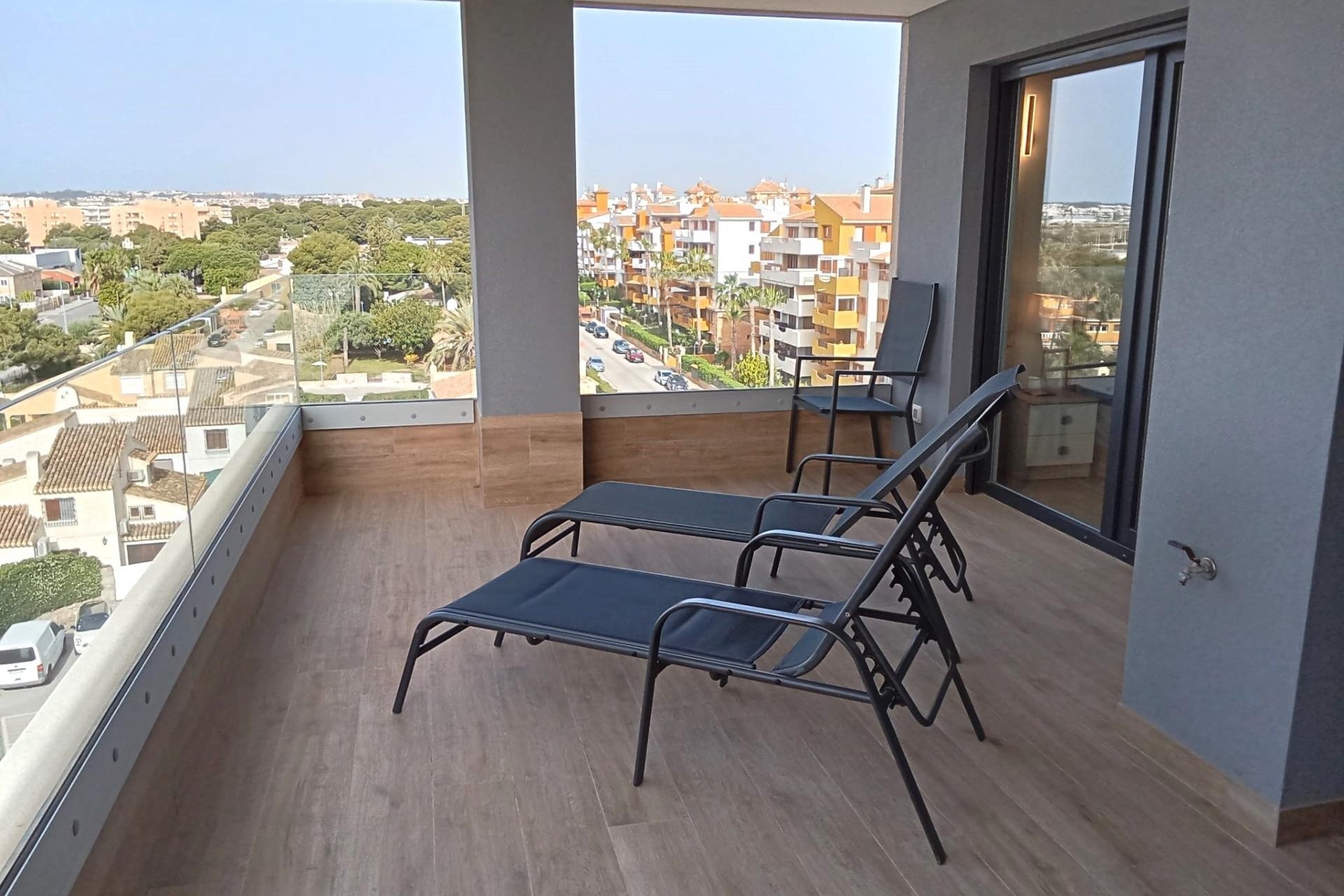 Sprzedaż - Apartament / Mieszkanie -
Torrevieja - Punta Prima