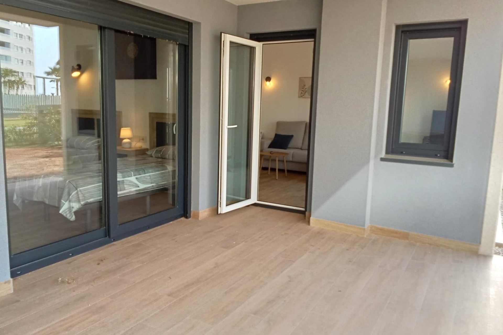 Sprzedaż - Apartament / Mieszkanie -
Torrevieja - Punta Prima