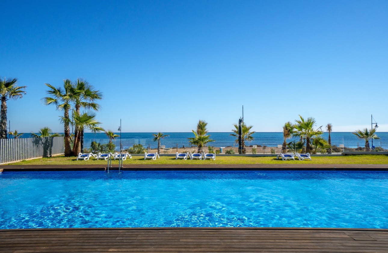 Sprzedaż - Apartament / Mieszkanie -
Torrevieja - Punta Prima