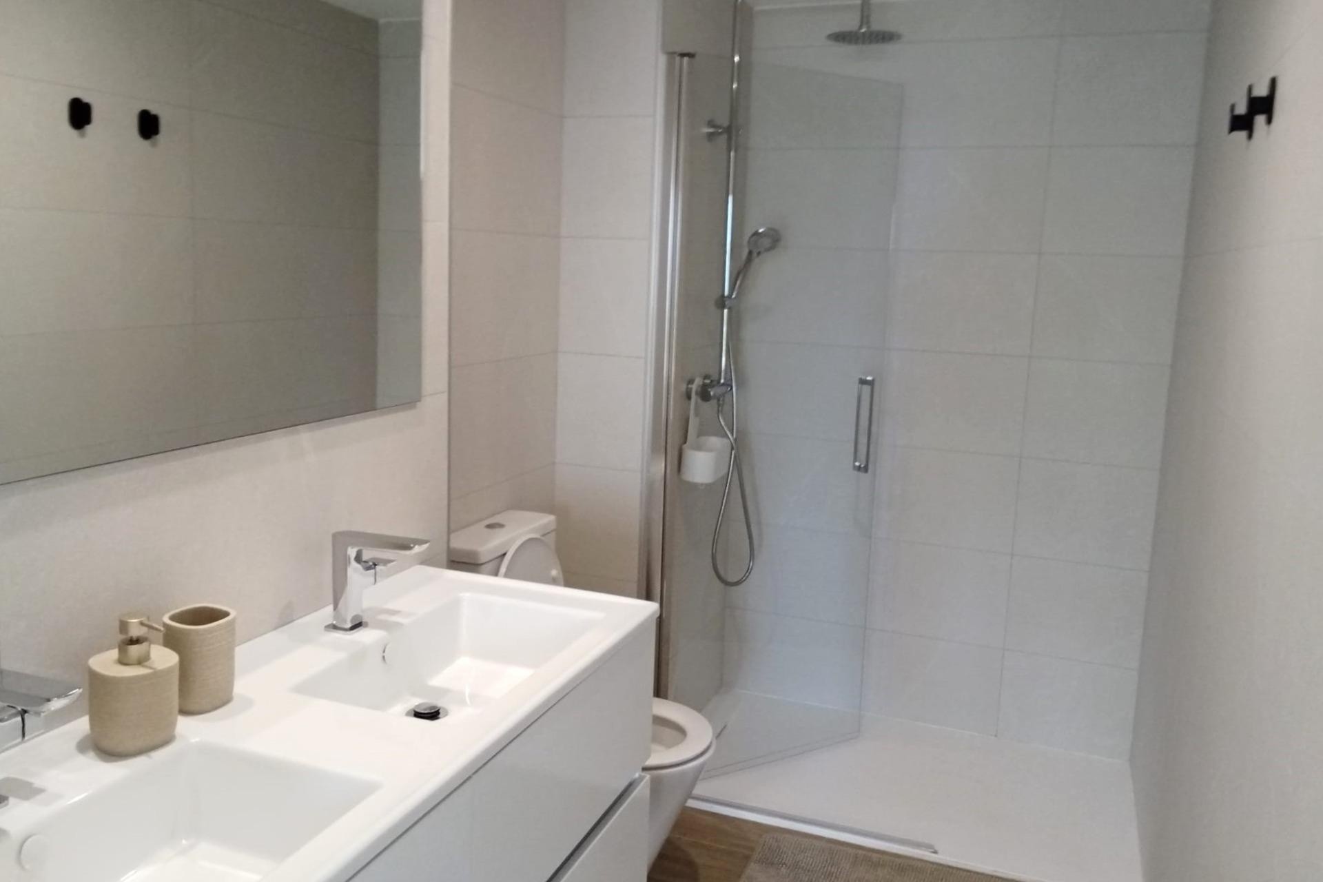 Sprzedaż - Apartament / Mieszkanie -
Torrevieja - Punta Prima