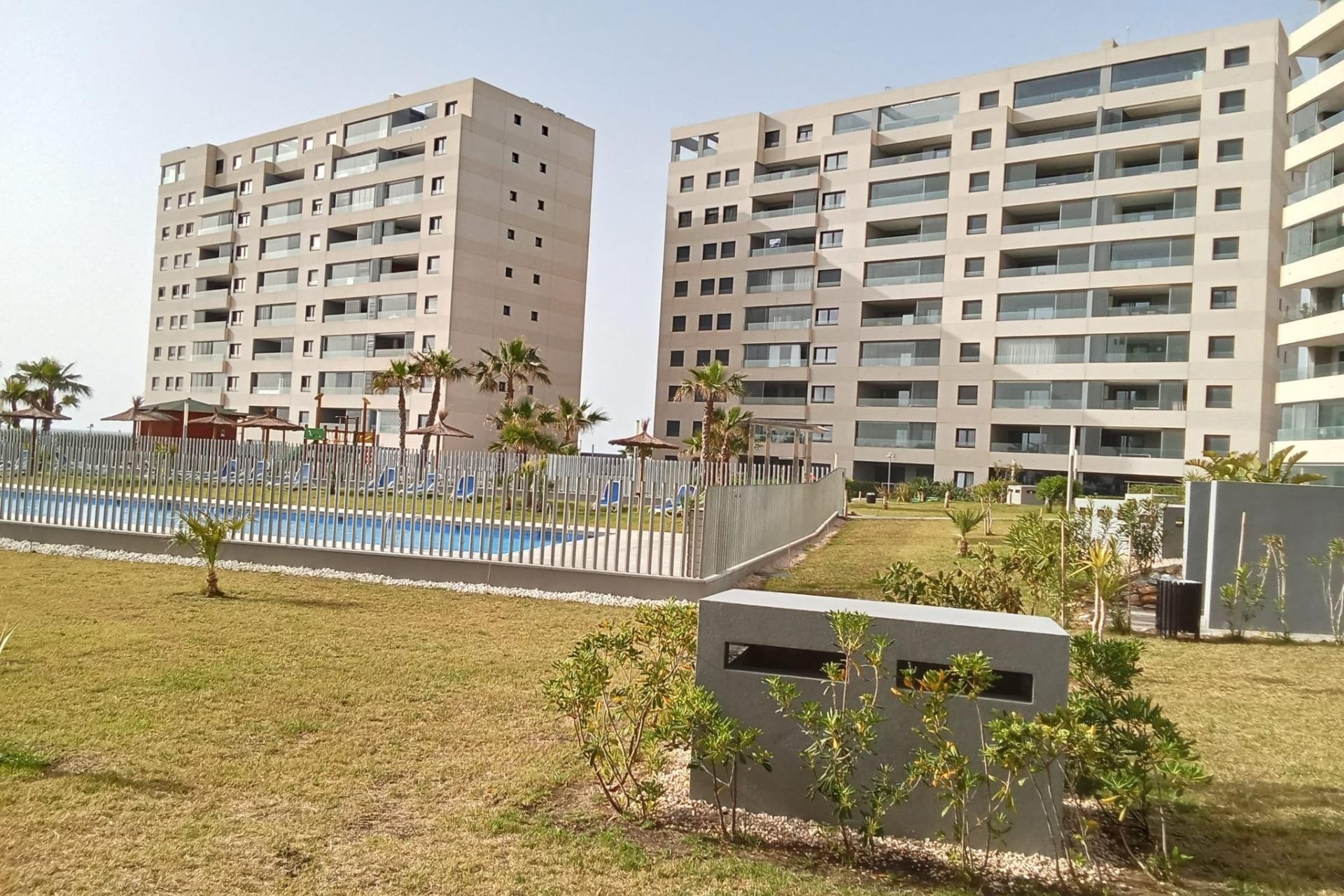 Sprzedaż - Apartament / Mieszkanie -
Torrevieja - Punta Prima