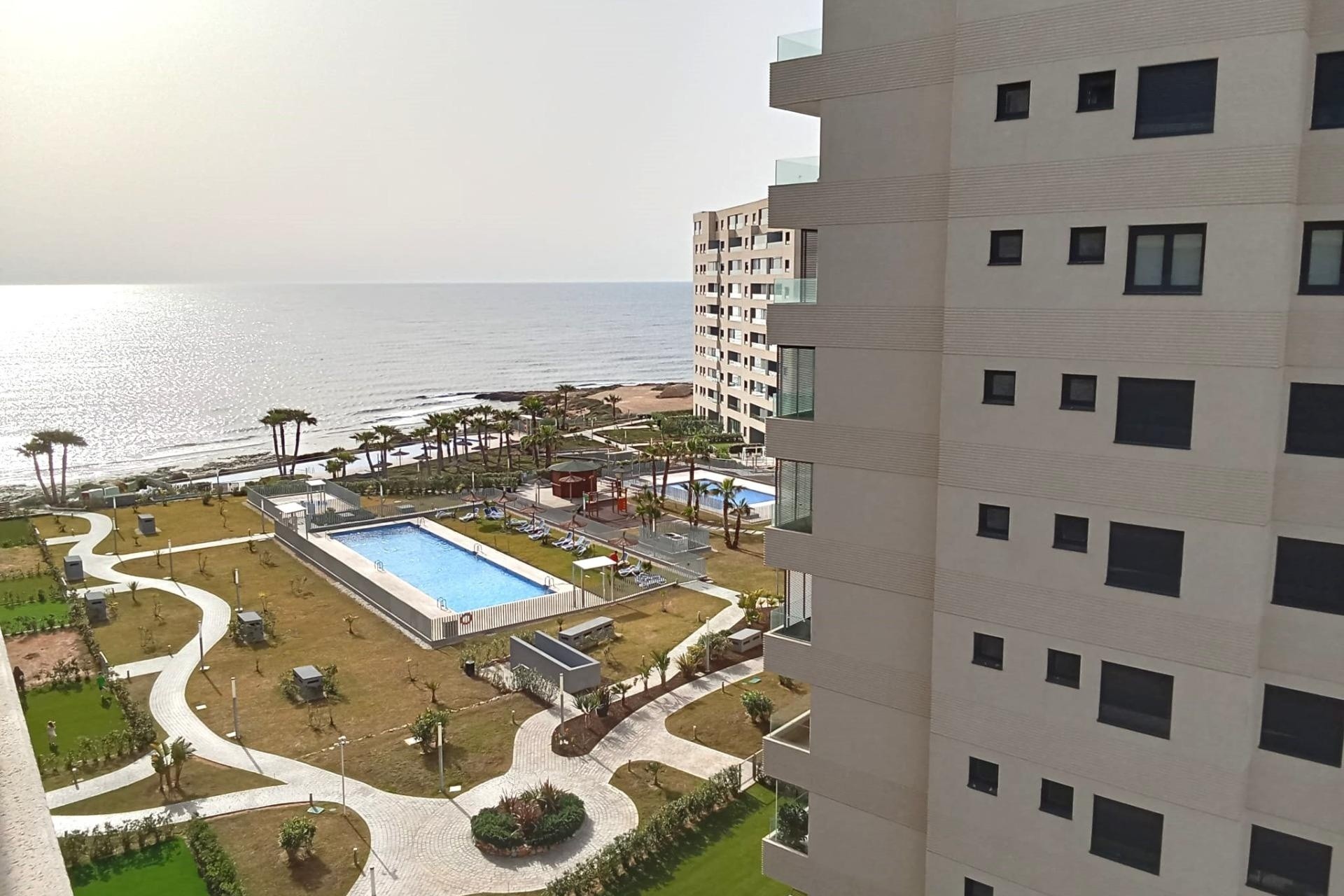 Sprzedaż - Apartament / Mieszkanie -
Torrevieja - Punta Prima