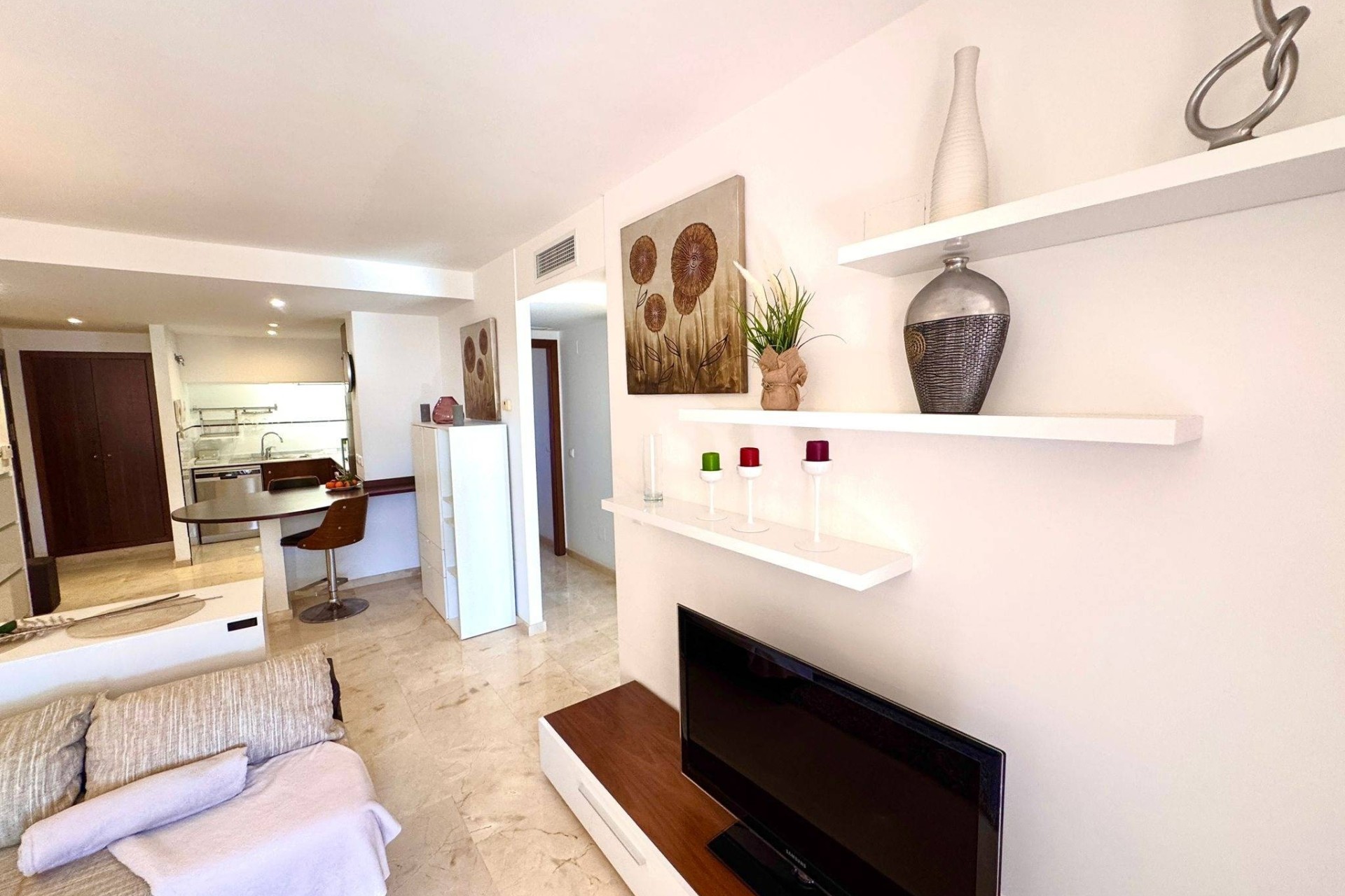 Sprzedaż - Apartament / Mieszkanie -
Torrevieja - Punta Prima