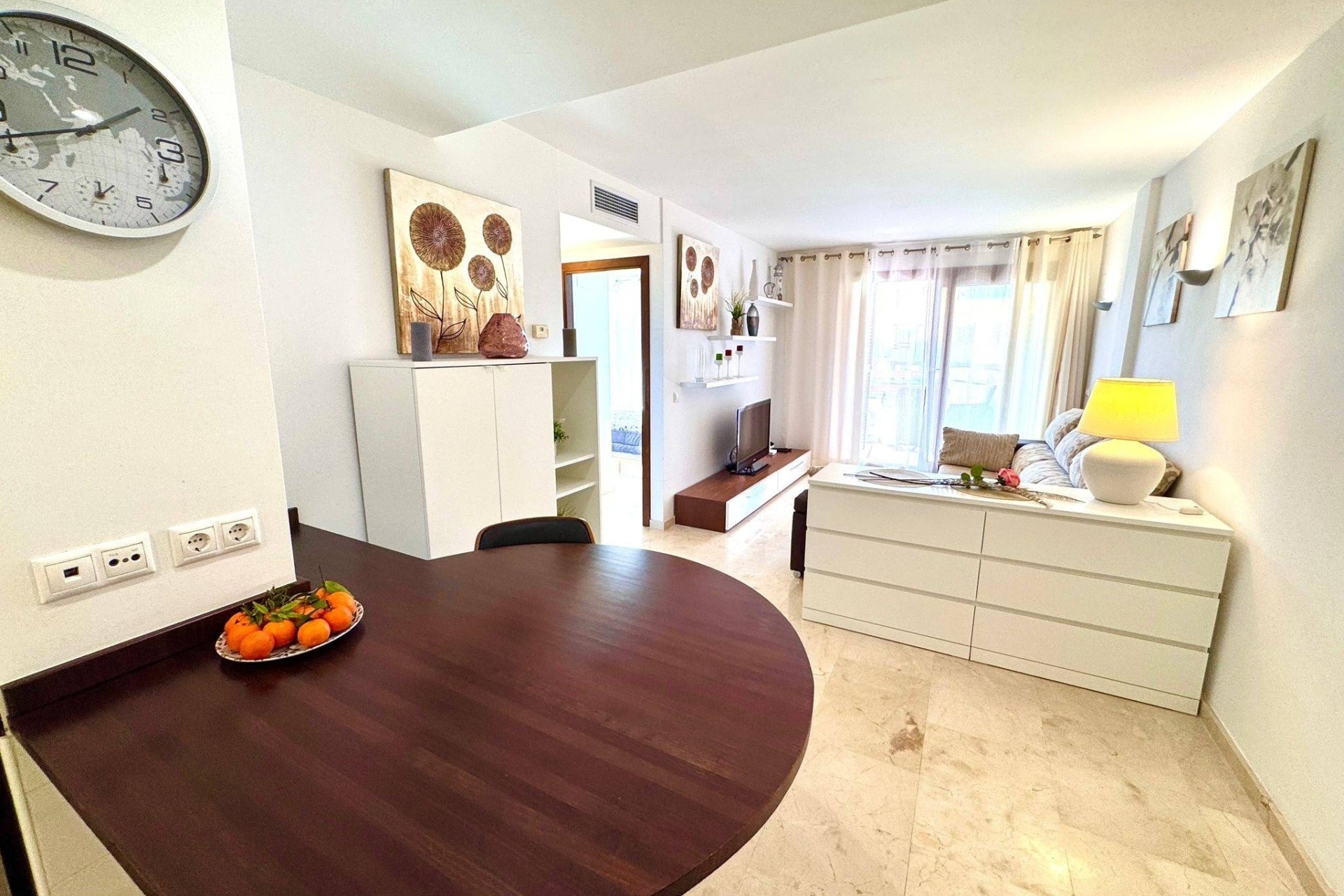 Sprzedaż - Apartament / Mieszkanie -
Torrevieja - Punta Prima