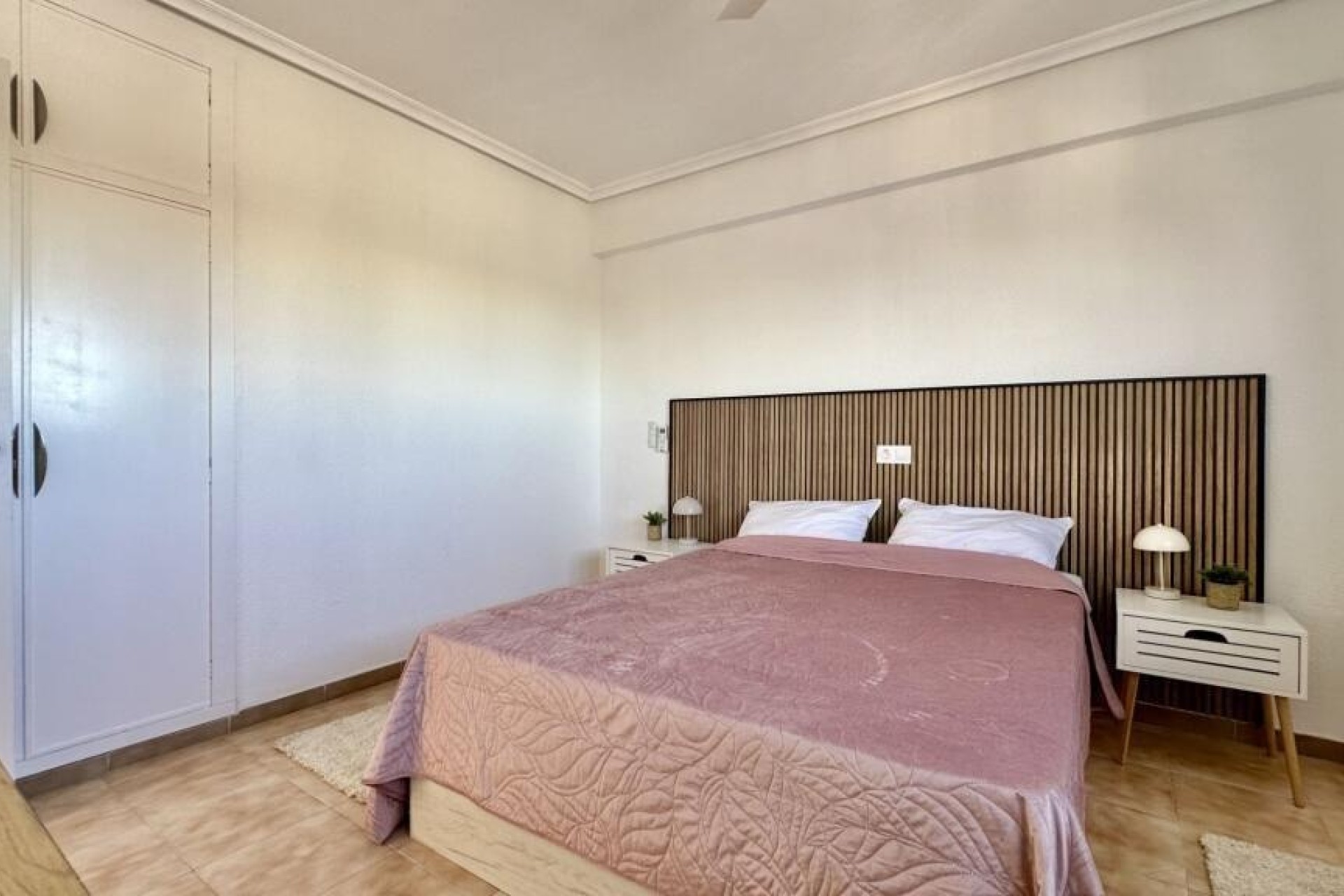 Sprzedaż - Apartament / Mieszkanie -
Torrevieja - Punta Prima