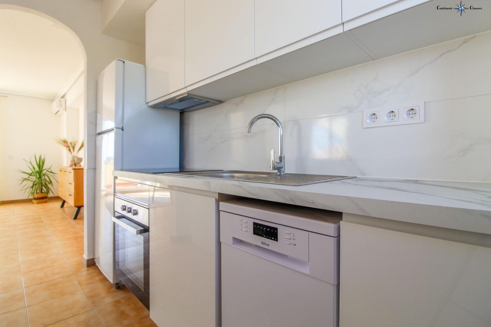 Sprzedaż - Apartament / Mieszkanie -
Torrevieja - Punta Prima