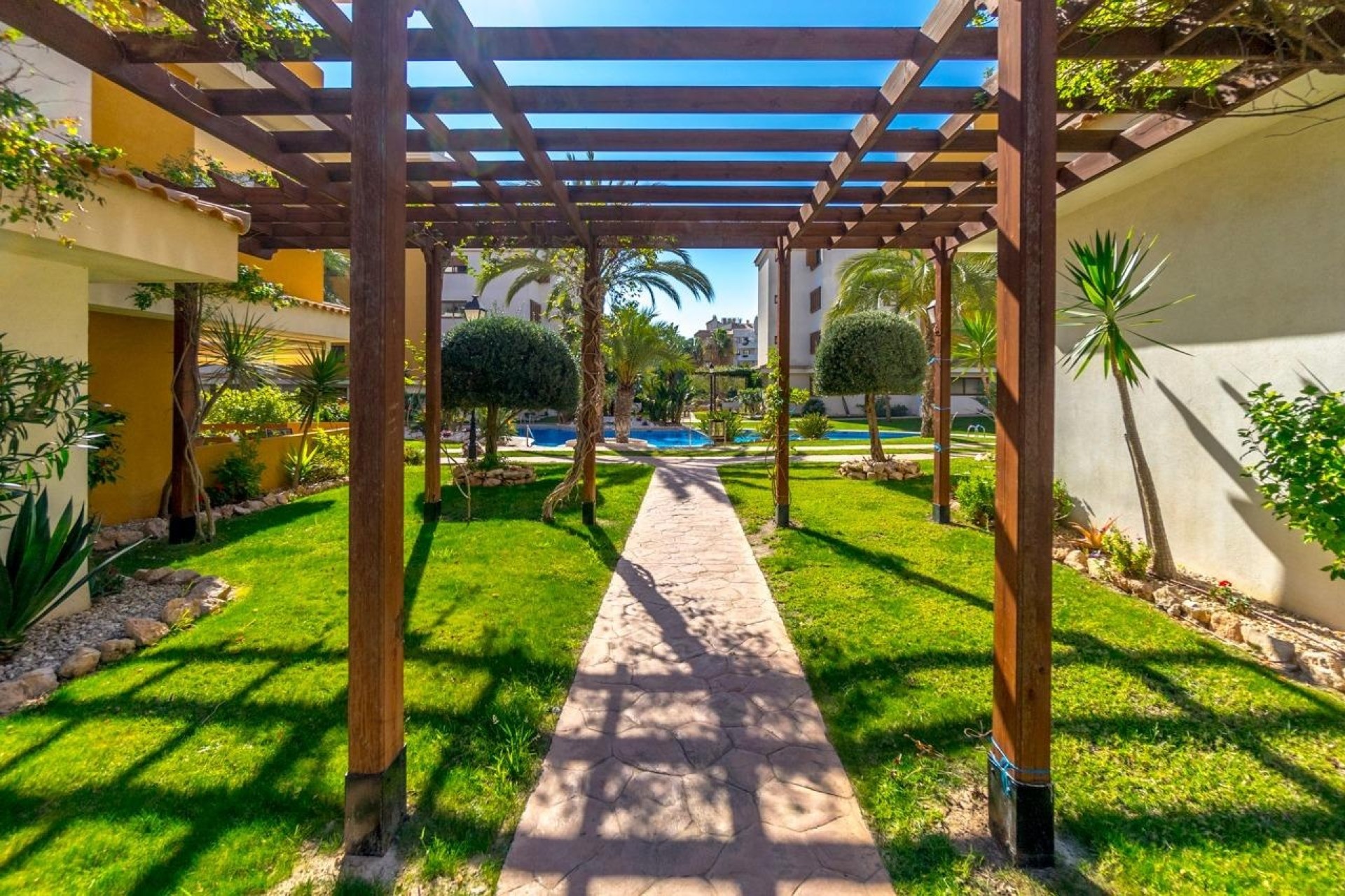 Sprzedaż - Apartament / Mieszkanie -
Torrevieja - Punta Prima