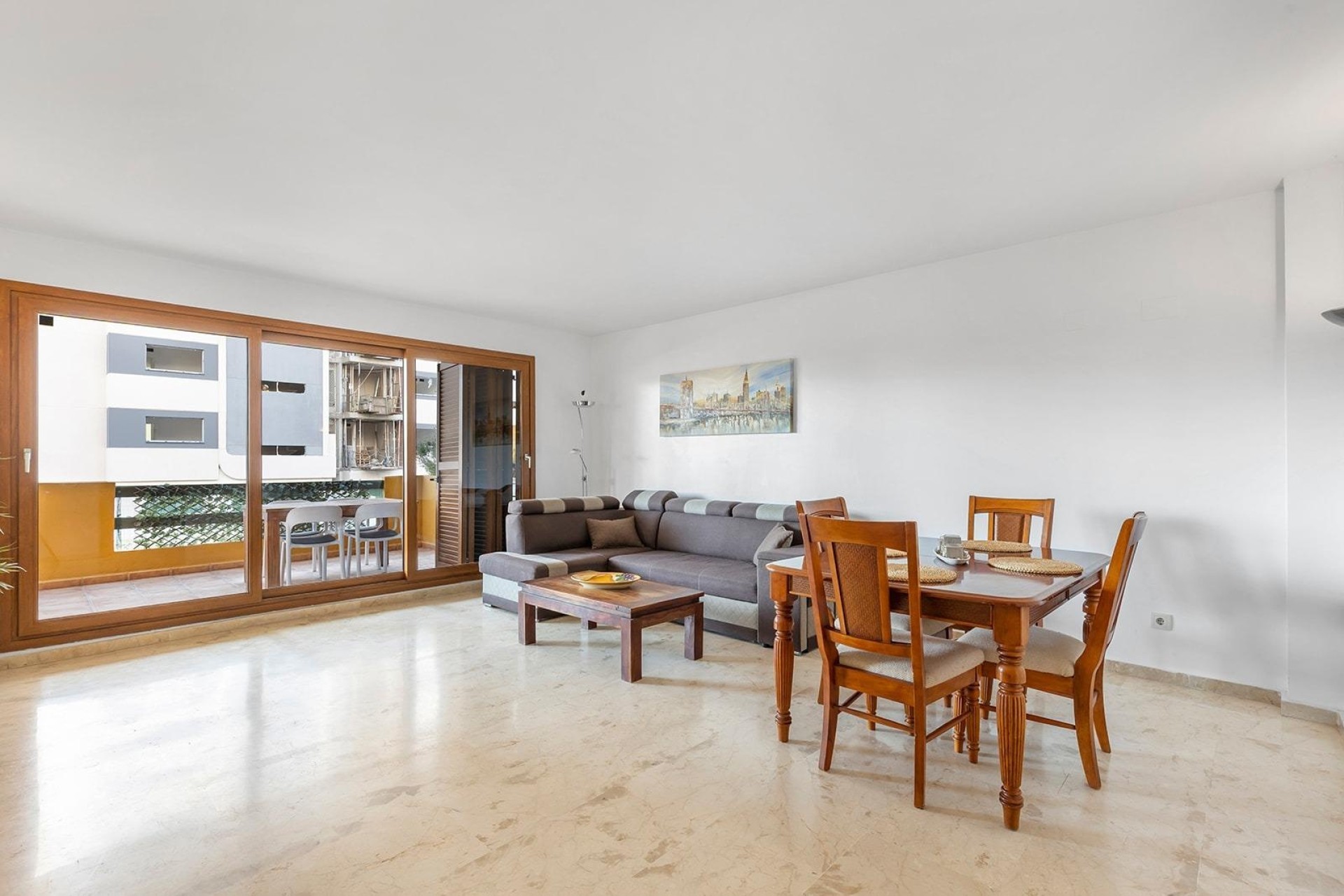 Sprzedaż - Apartament / Mieszkanie -
Torrevieja - Punta Prima